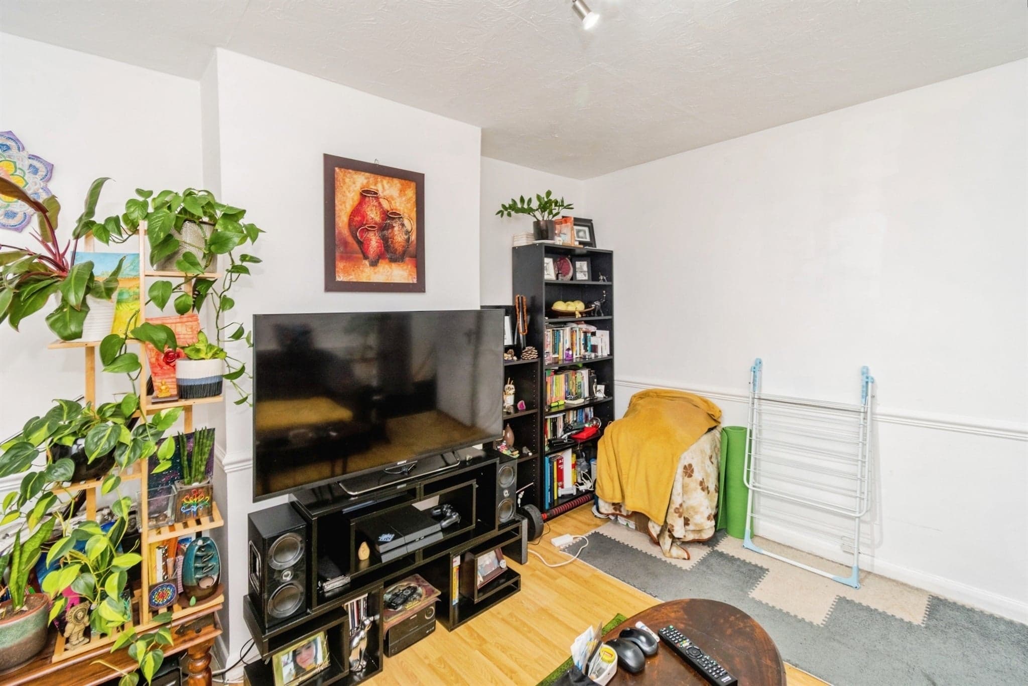 Property at Spring Close, Southampton