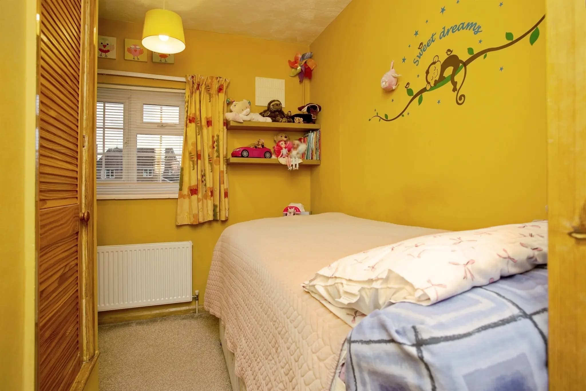 Property at High Road, Leavesden, Watford
