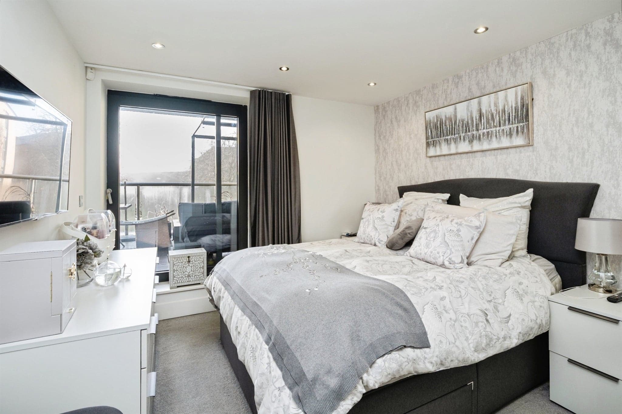 Property at Lyons Crescent, Tonbridge