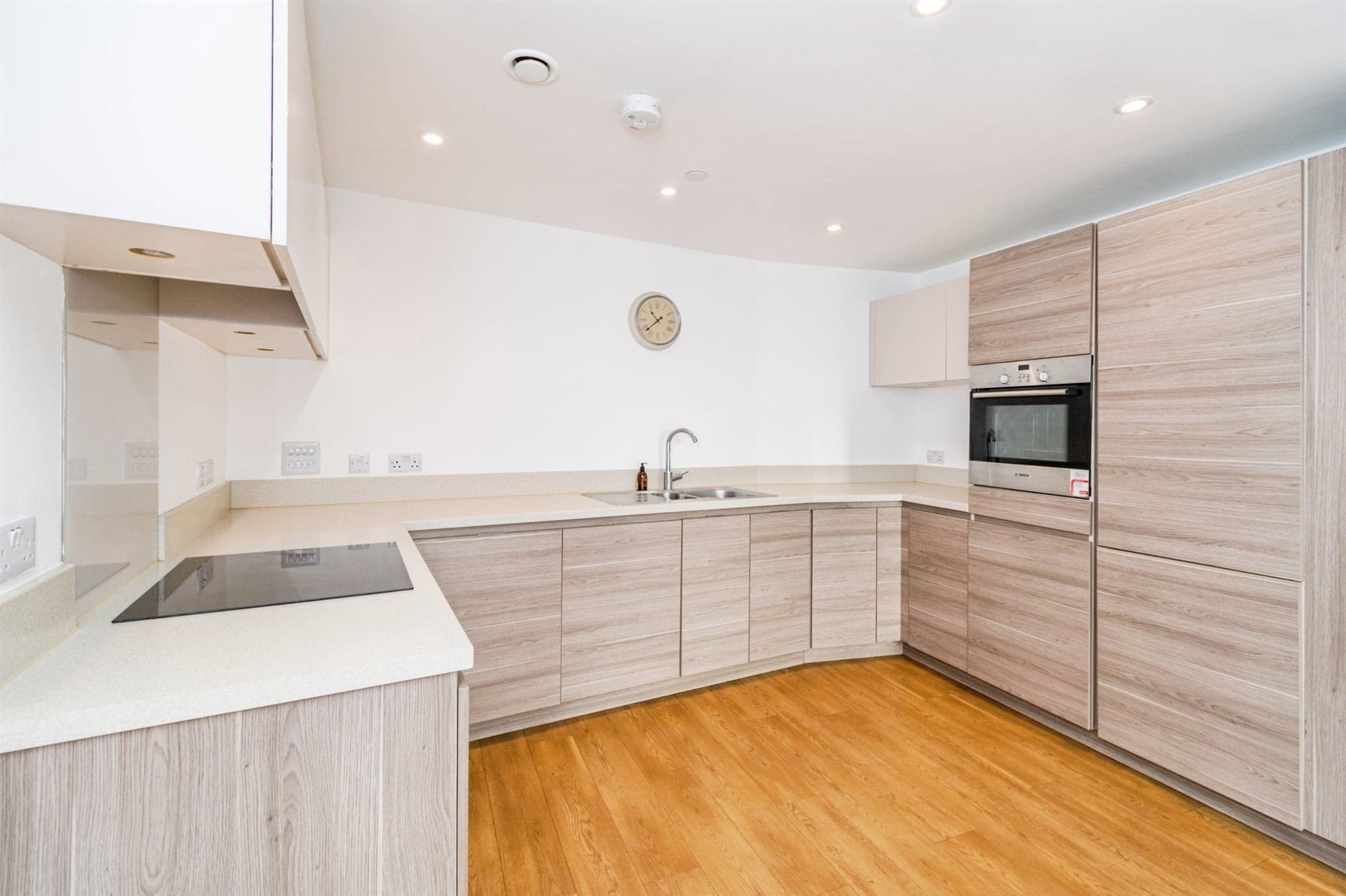 Property at Centenary Plaza, Southampton