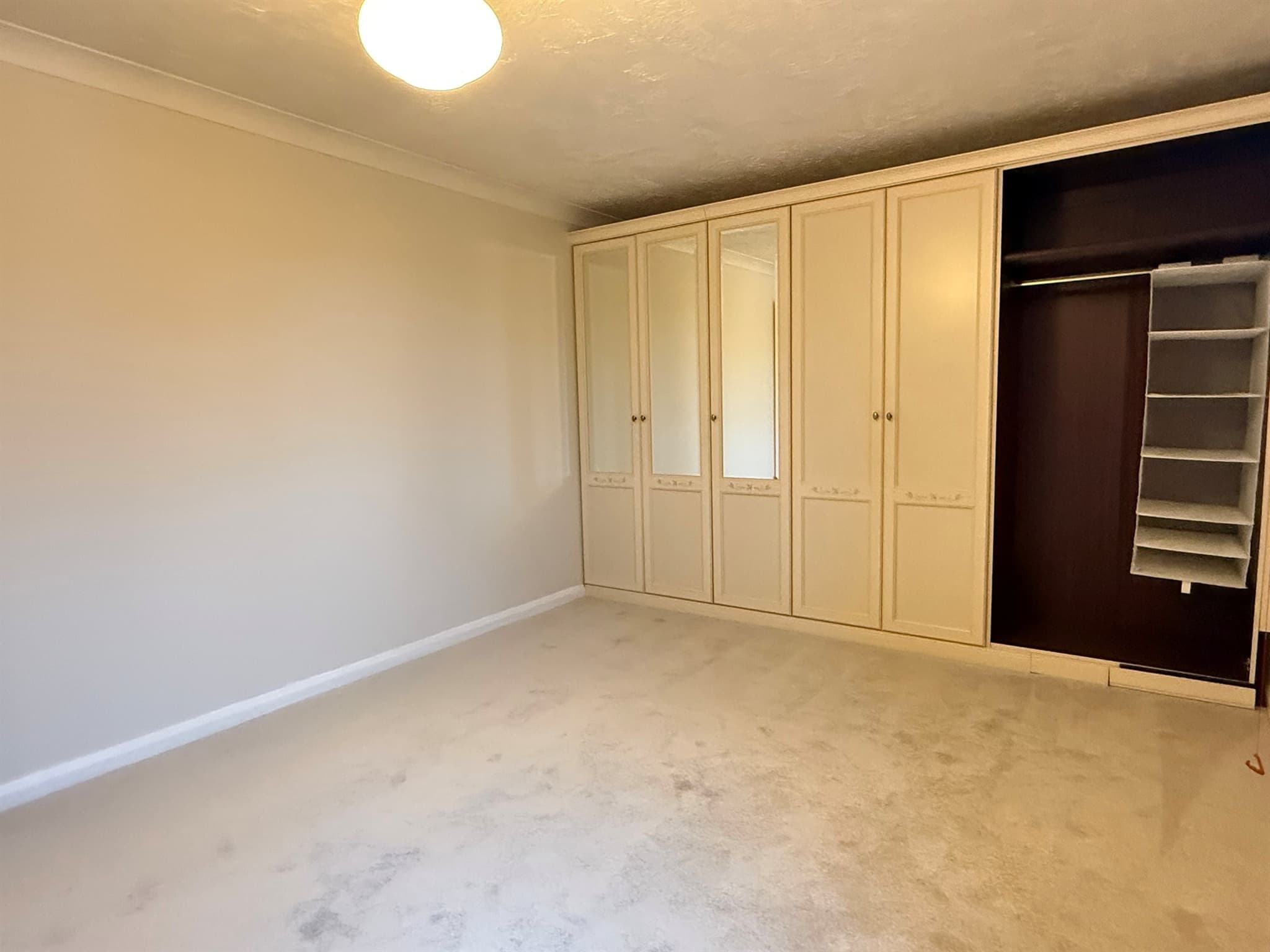 Property at Hamilton Court, Leighton Buzzard