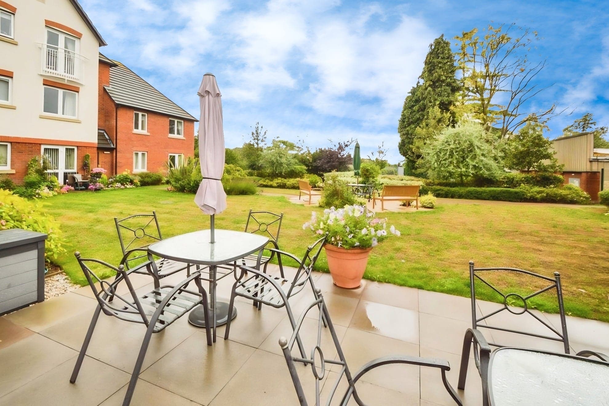 Property at Sandhurst Street, Oadby, Leicester