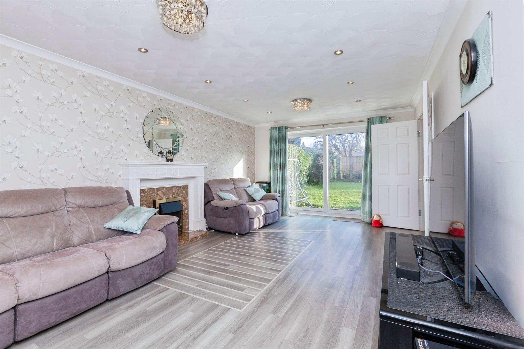 Property at The Yews, Oadby, Leicester