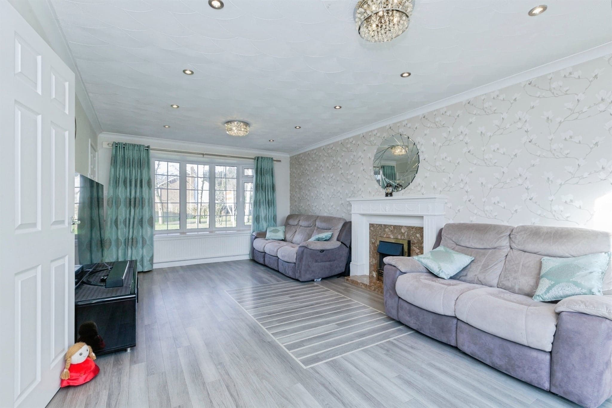 Property at The Yews, Oadby, Leicester