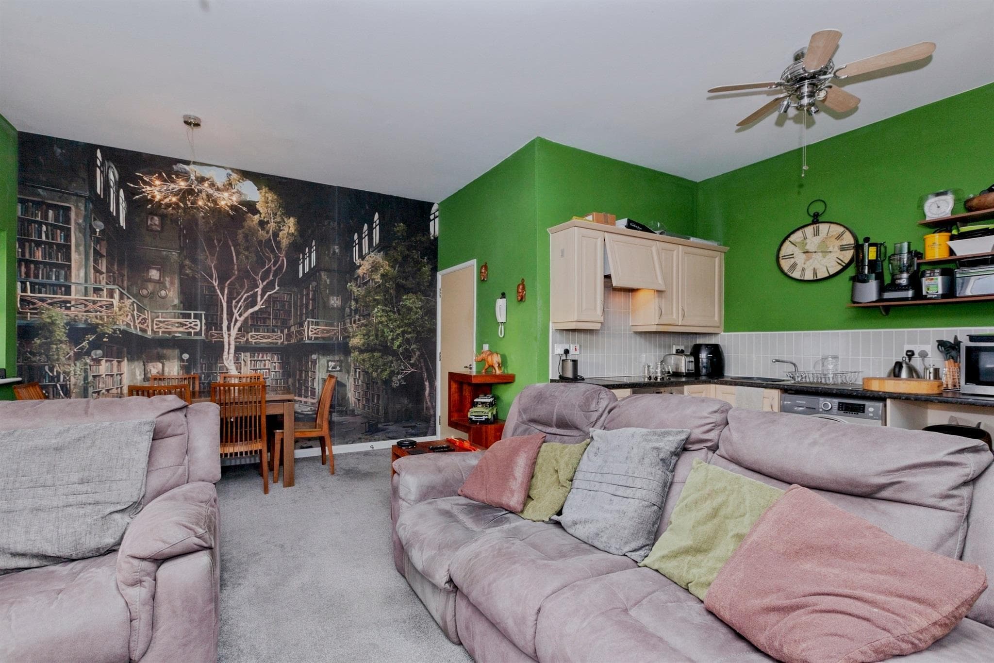 Property at Loughland Close, Blaby, Leicester