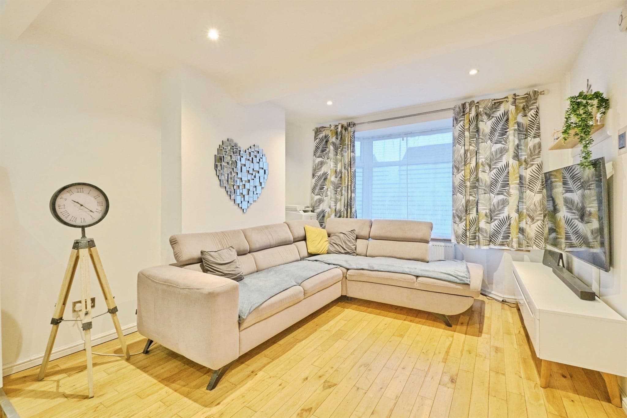 Property at Pine Tree Avenue, Coventry