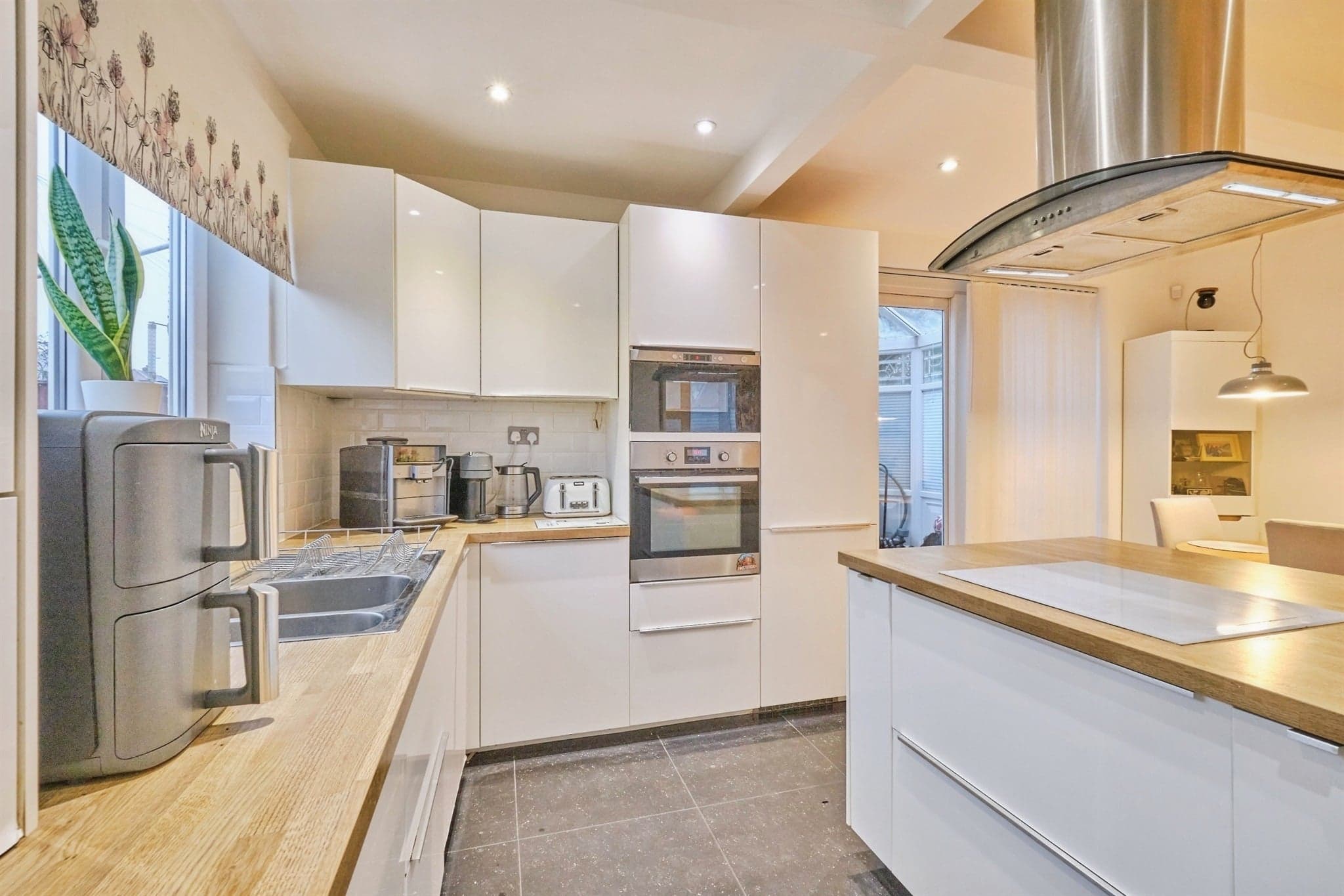 Property at Pine Tree Avenue, Coventry