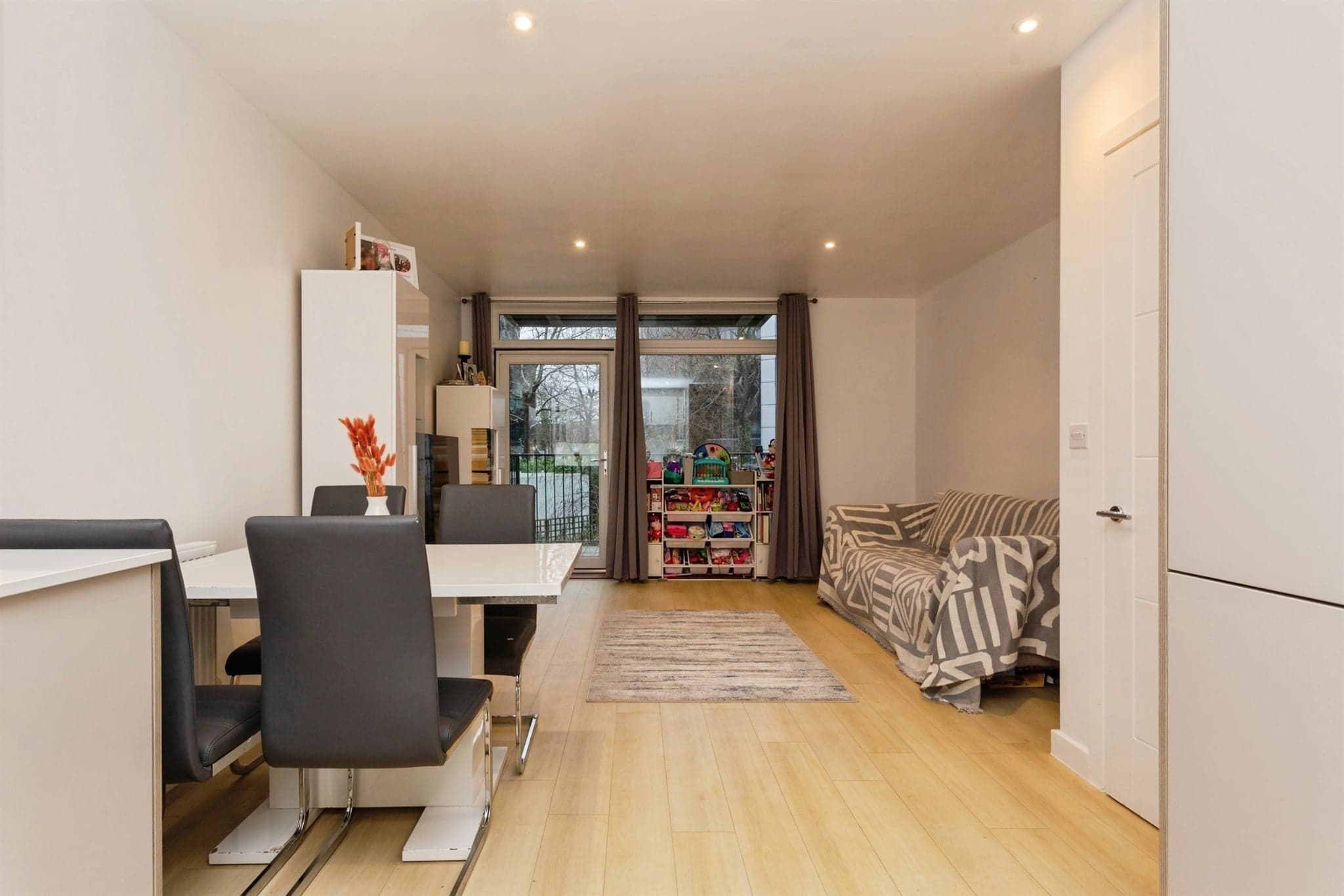Property at Woodford Road, Watford