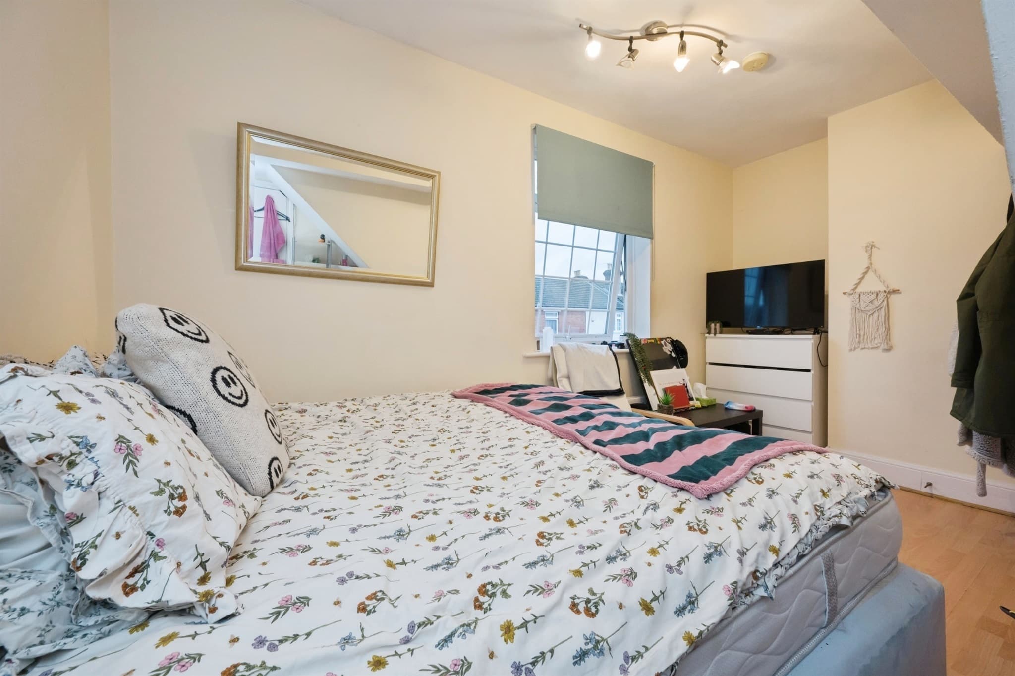 Property at High Street, Eastleigh