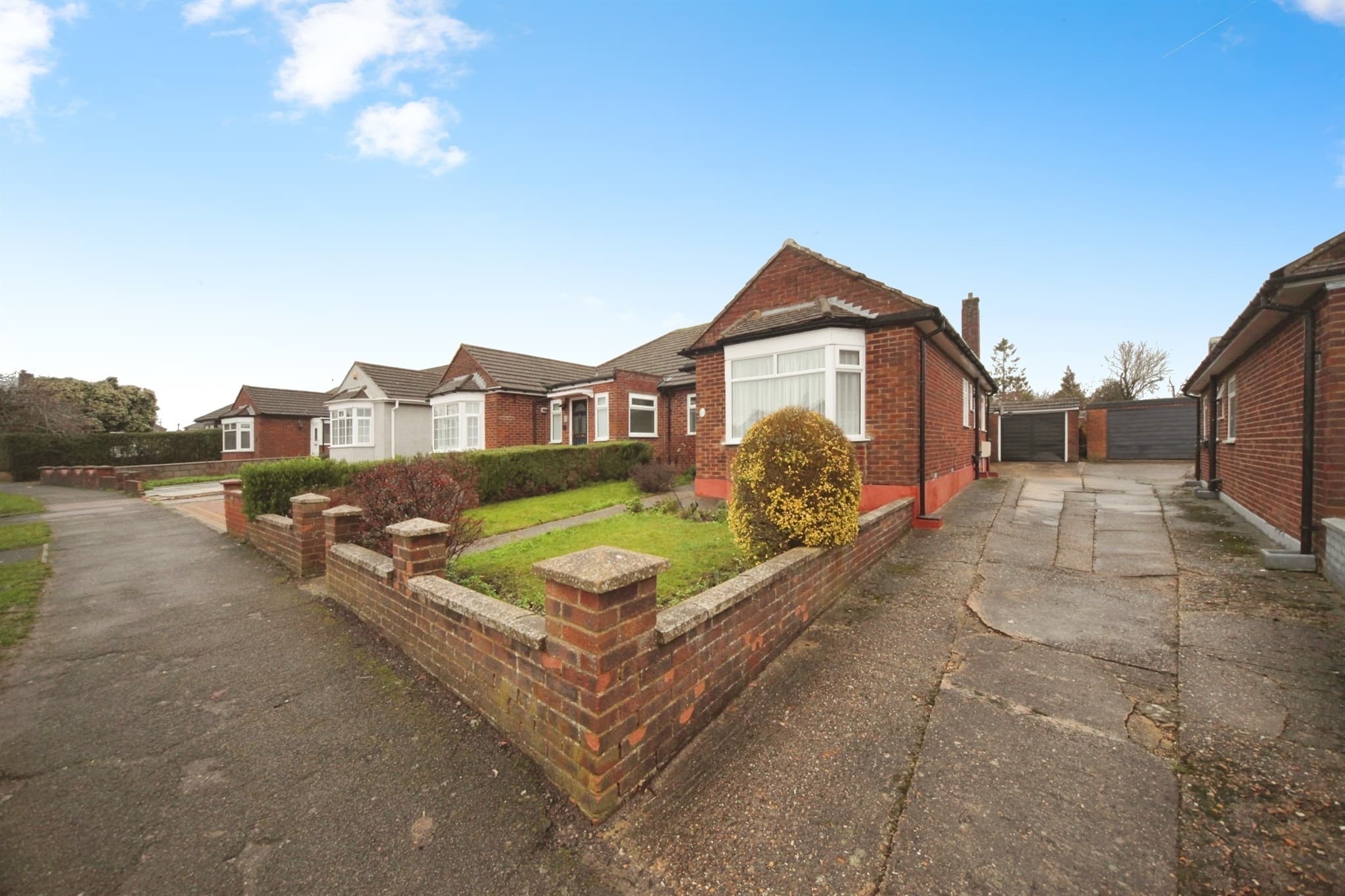 Property at Cranbrook Drive, Luton