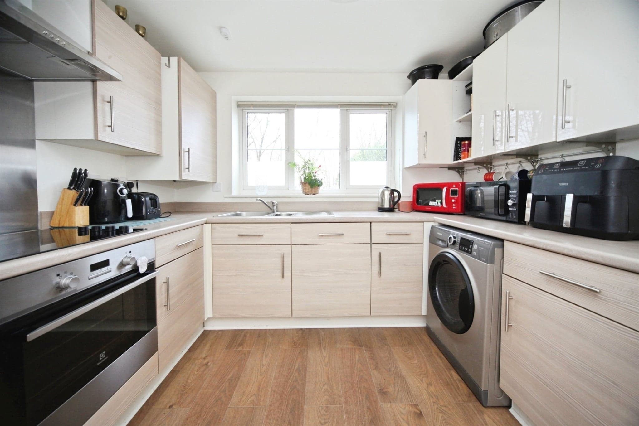 Property at Fauna Field, DUNSTABLE