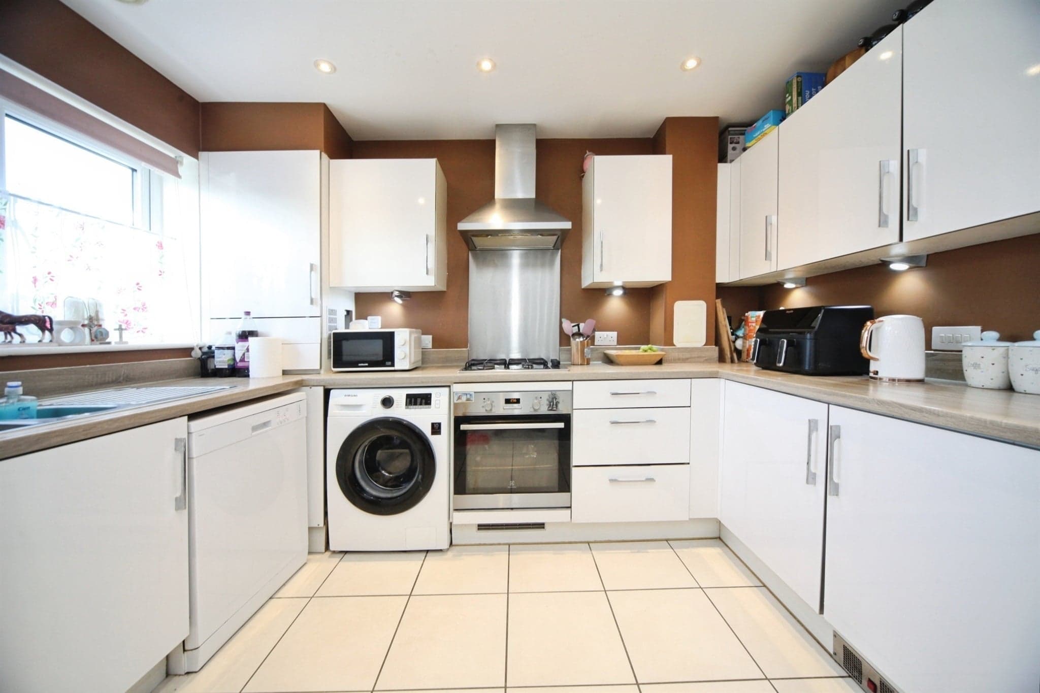 Property at Hedges Way, Luton