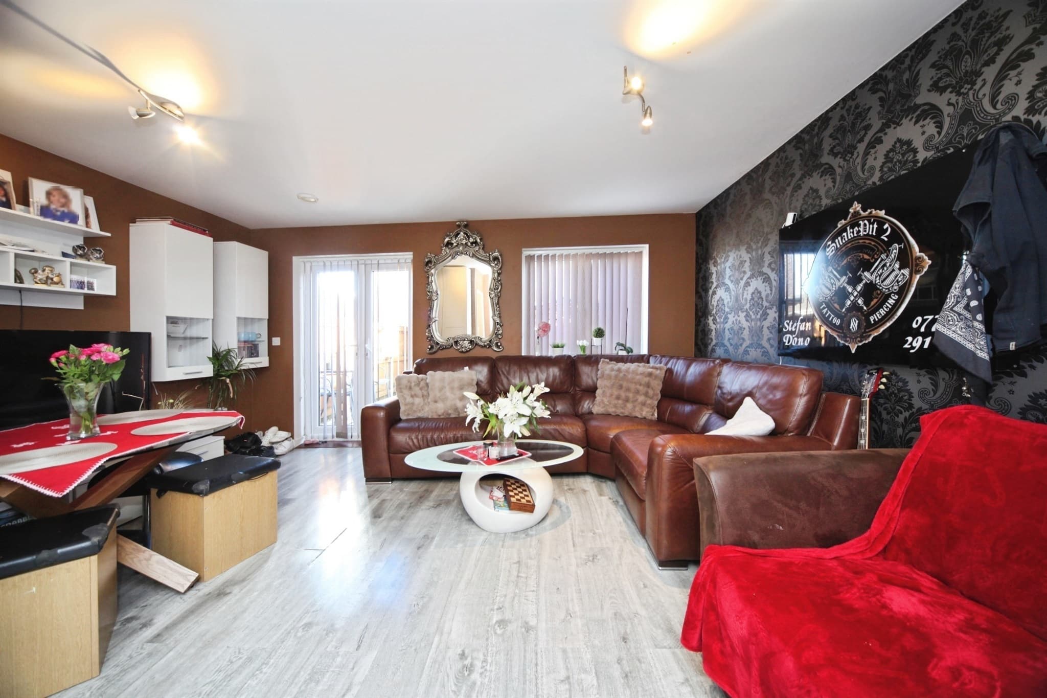 Property at Hedges Way, Luton