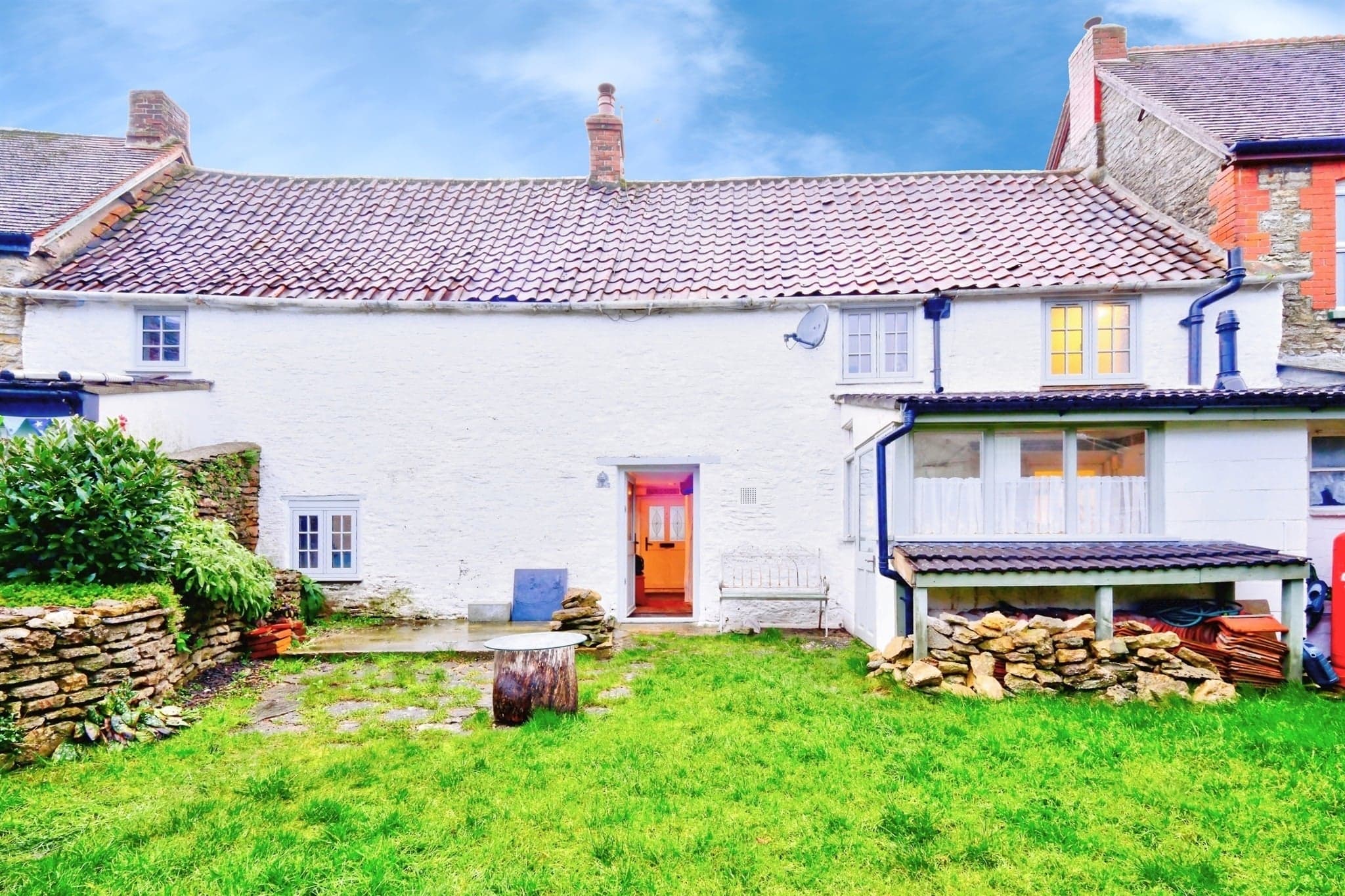 Property at High Street, Henstridge, Templecombe