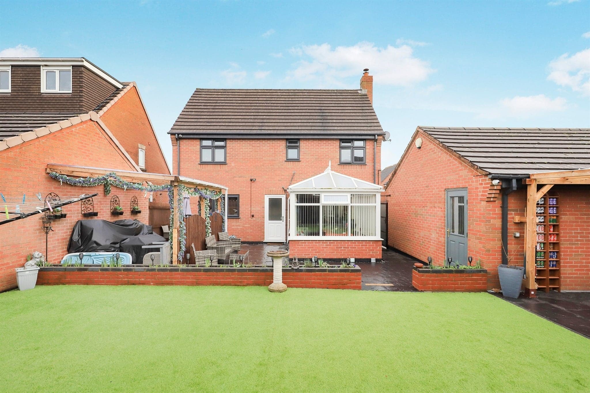 Property at The Garlands, Wednesfield, Wolverhampton