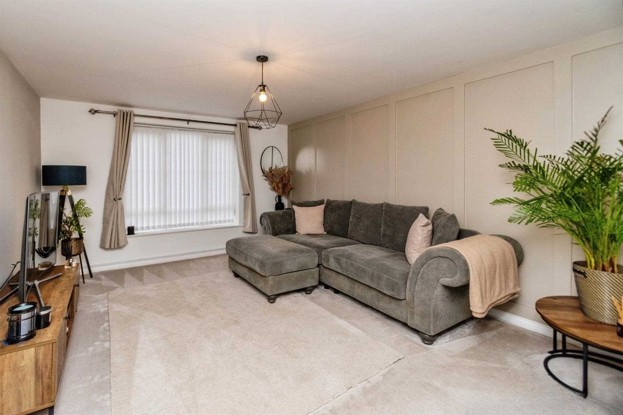 Property at Holyhead Road, Wednesbury