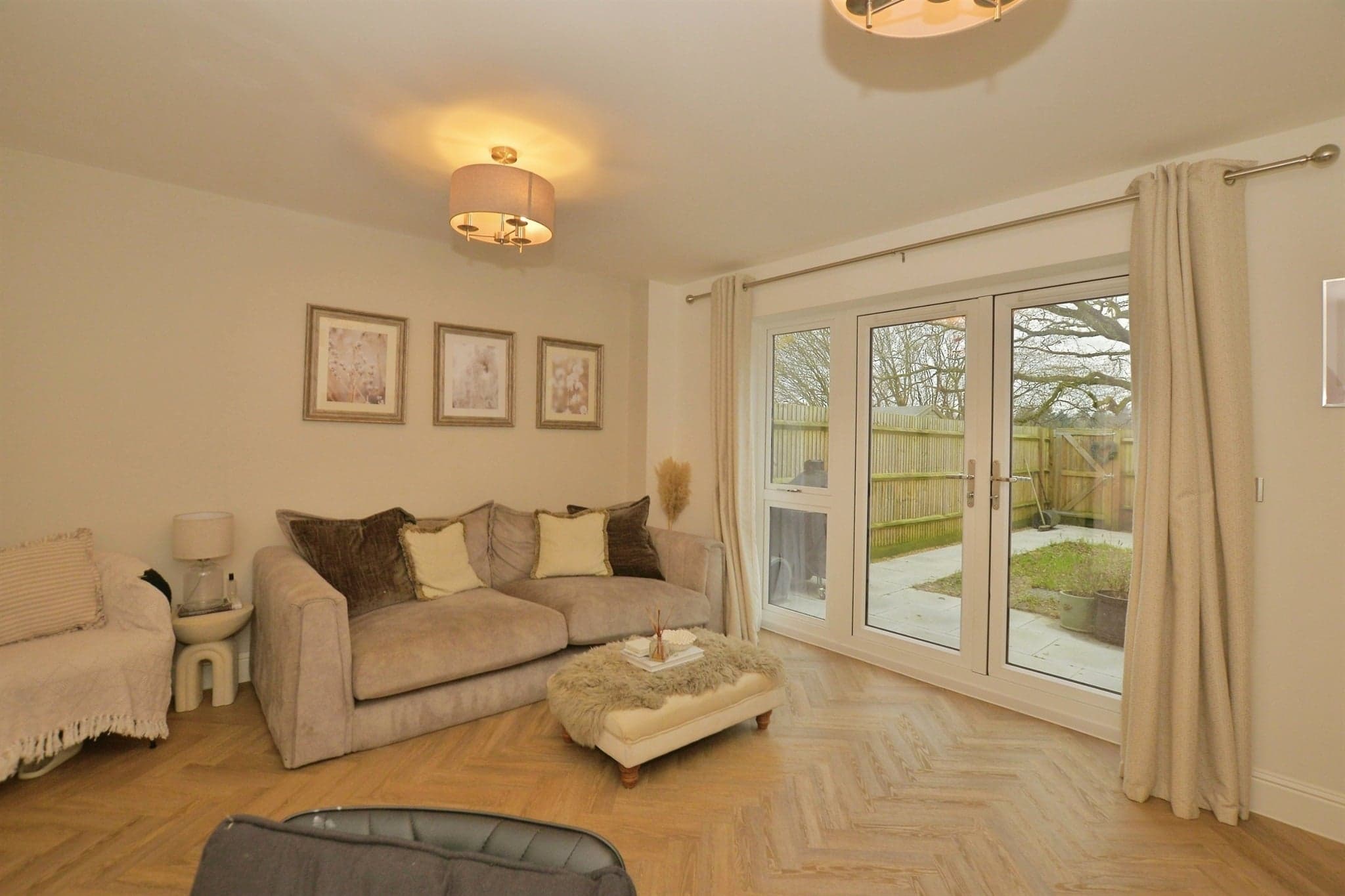 Property at Ringlet Close, Kennington, ASHFORD