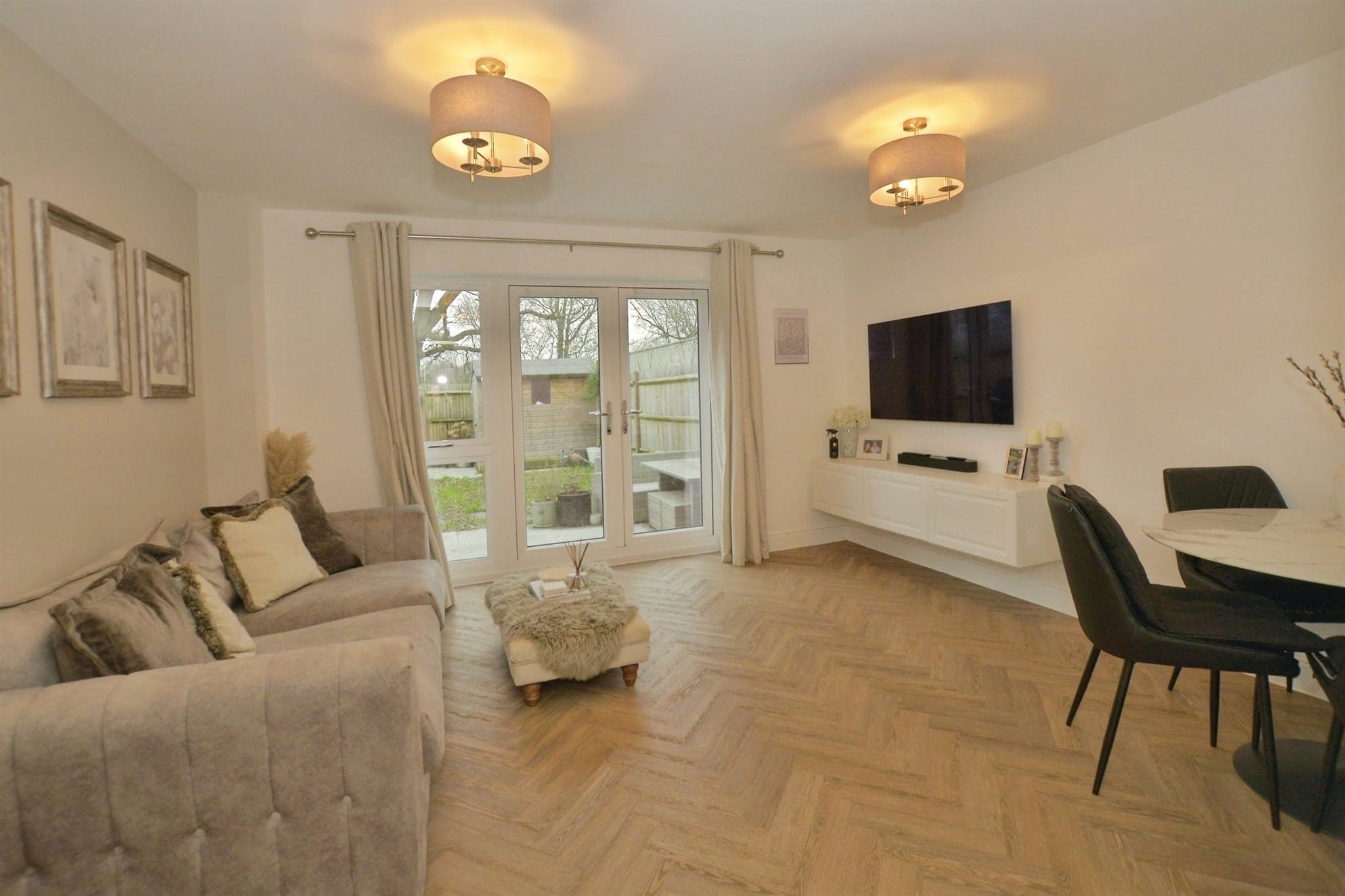 Property at Ringlet Close, Kennington, ASHFORD