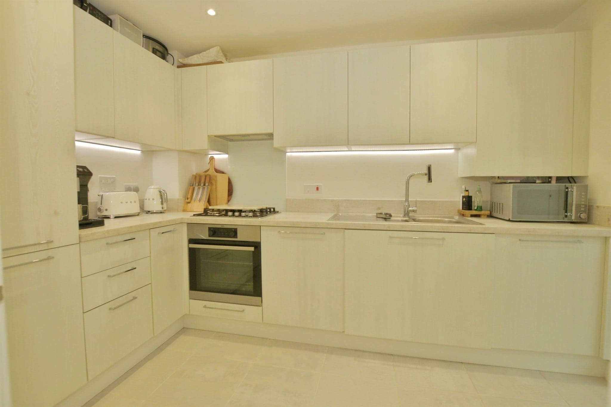 Property at Ringlet Close, Kennington, ASHFORD