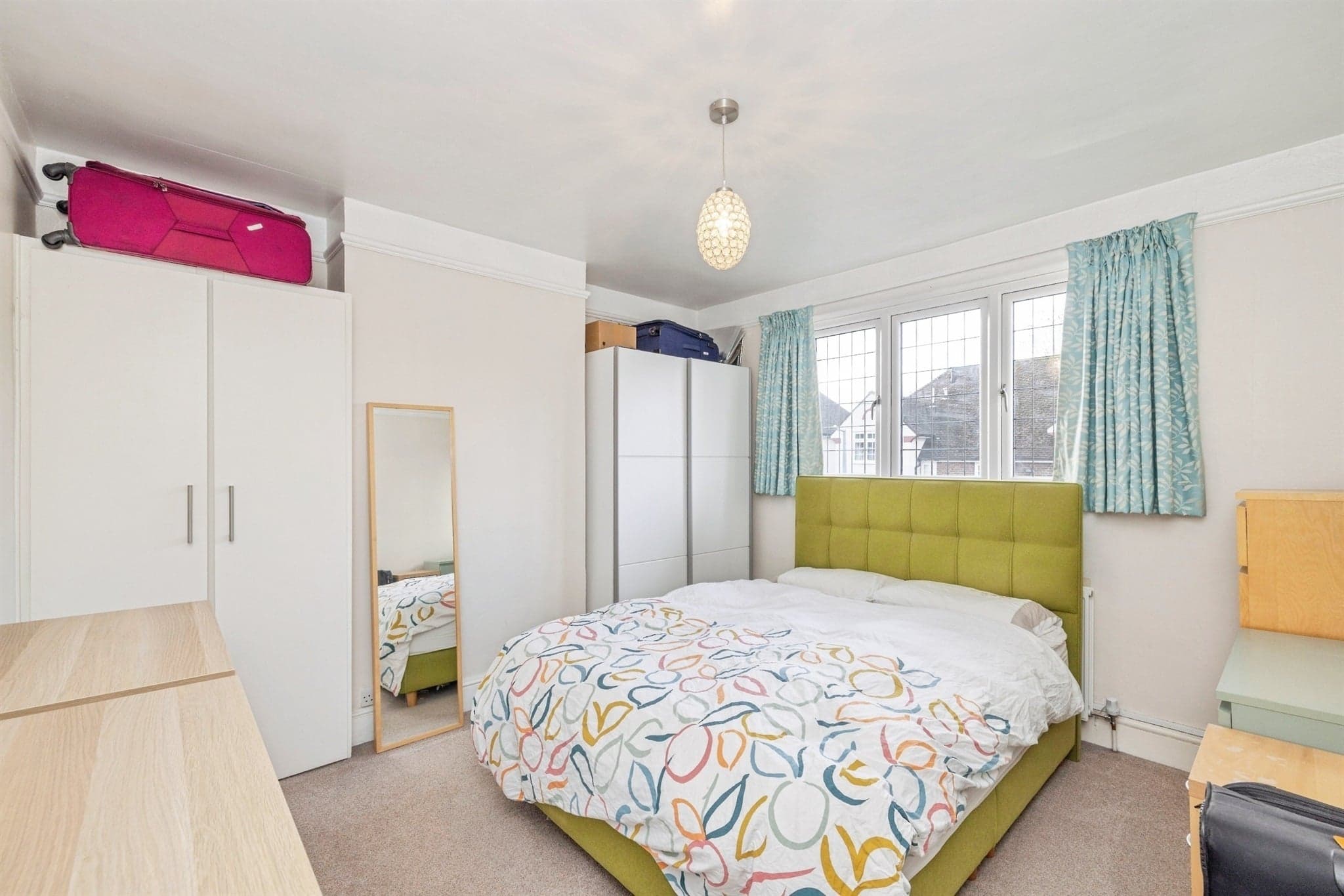 Property at Avenue Rise, Bushey