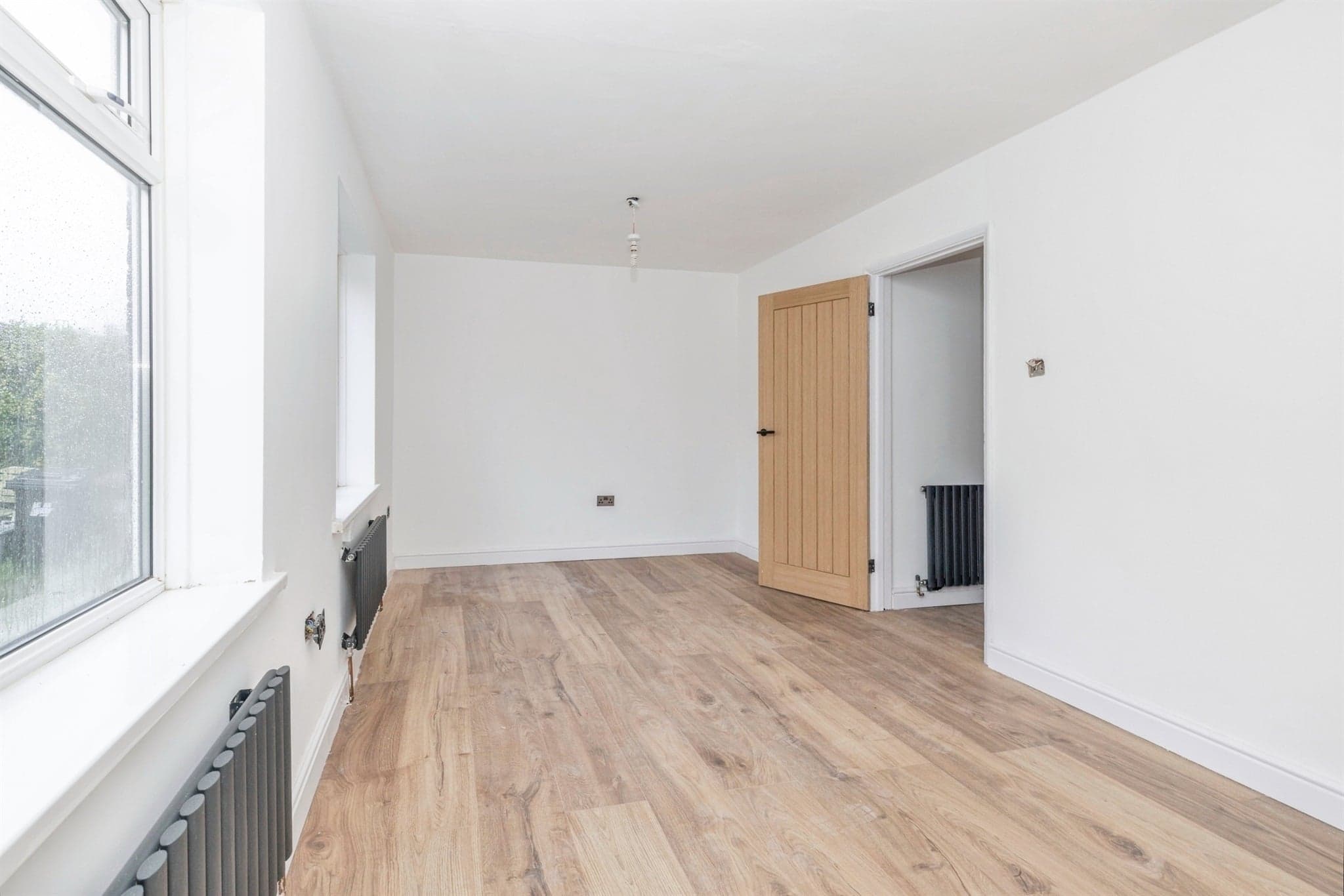 Property at Cotswold Avenue, Bushey