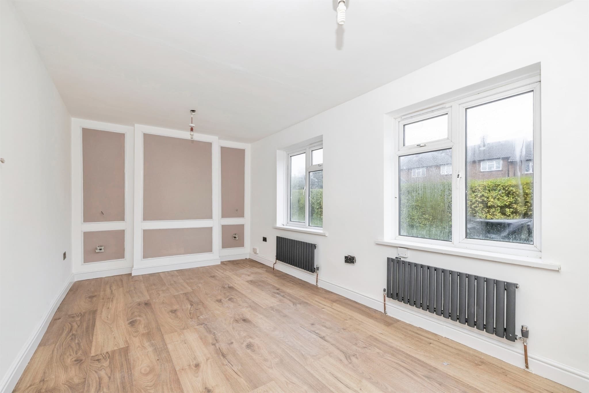 Property at Cotswold Avenue, Bushey