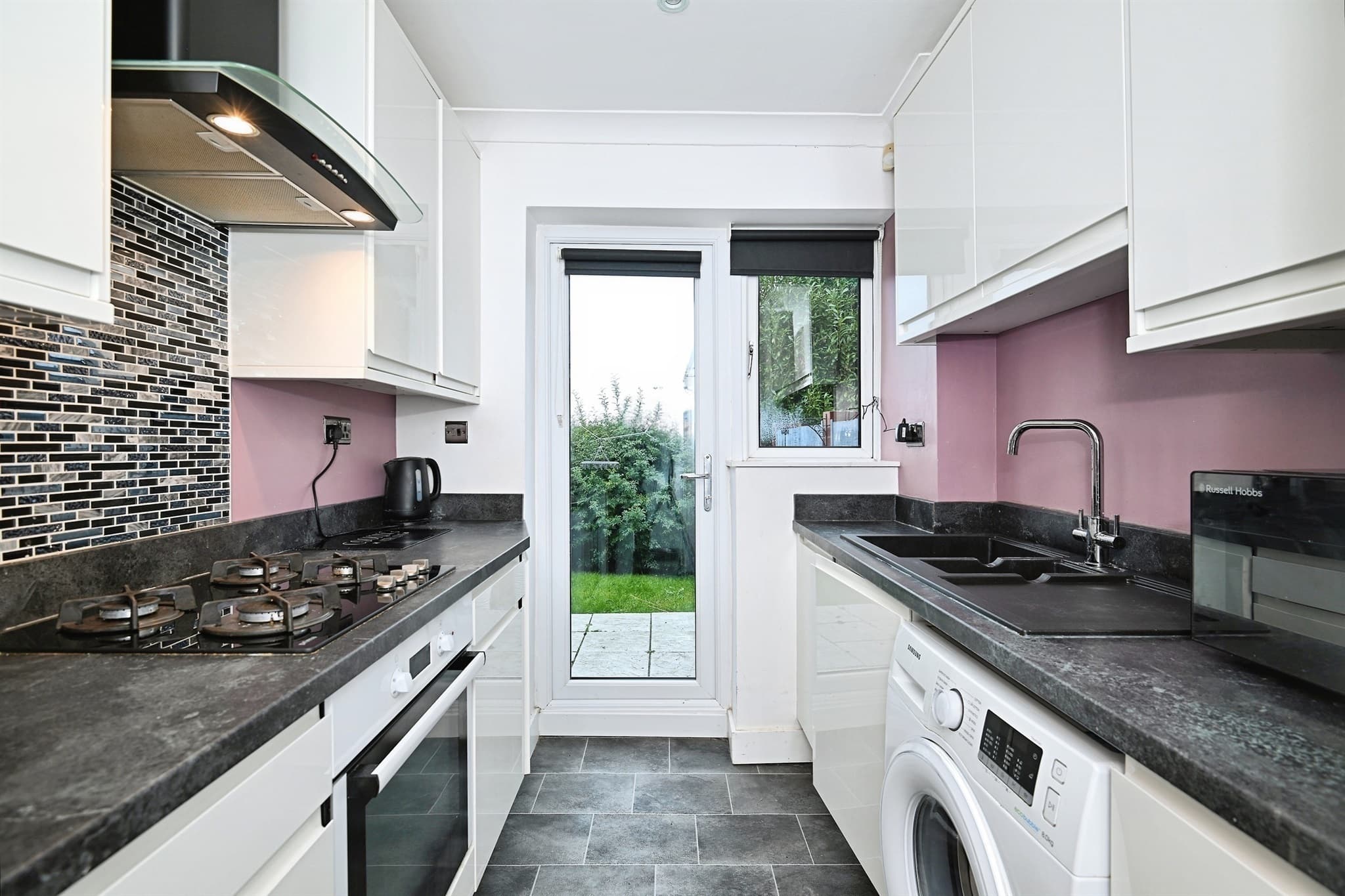 Property at Gladstone Drive, Sittingbourne