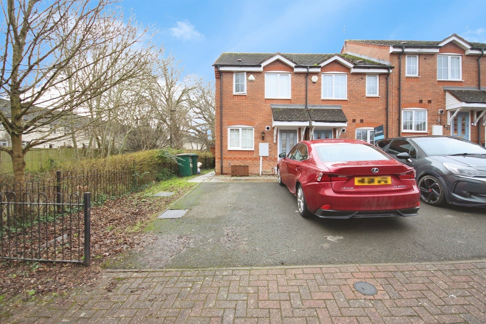 Property at Knotting Way, Coventry