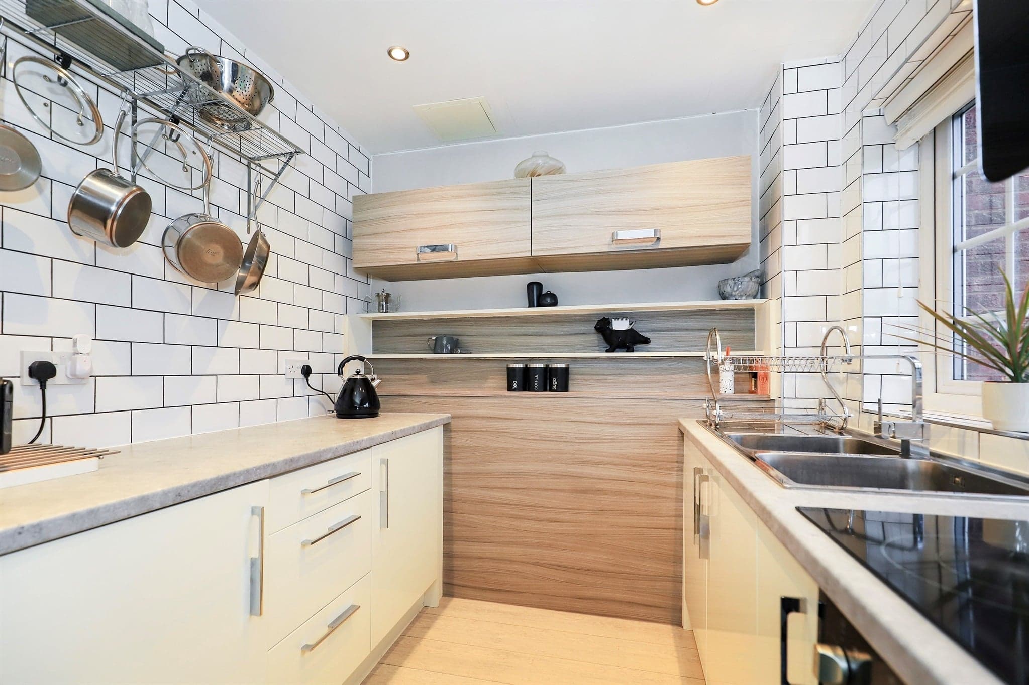 Property at Farmoor Way, Moseley Parklands, Wolverhampton