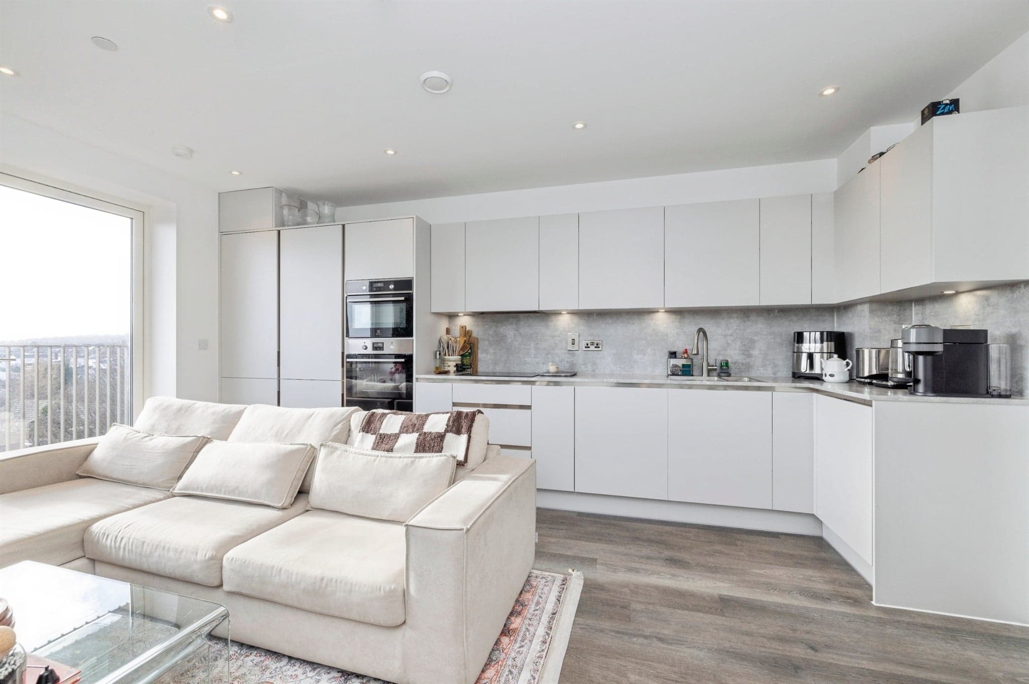 Property at Oxhey Drive, Watford