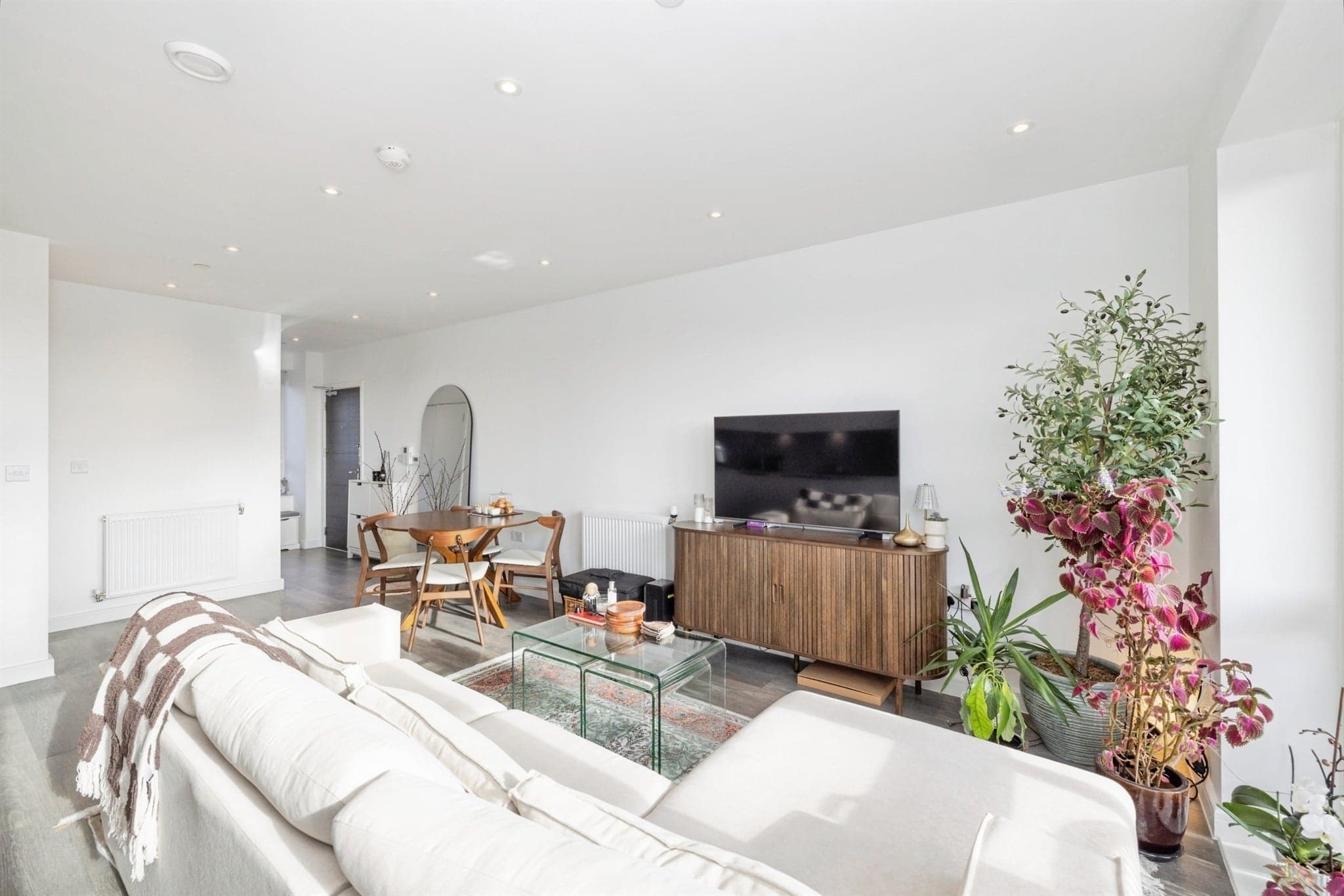 Property at Oxhey Drive, Watford