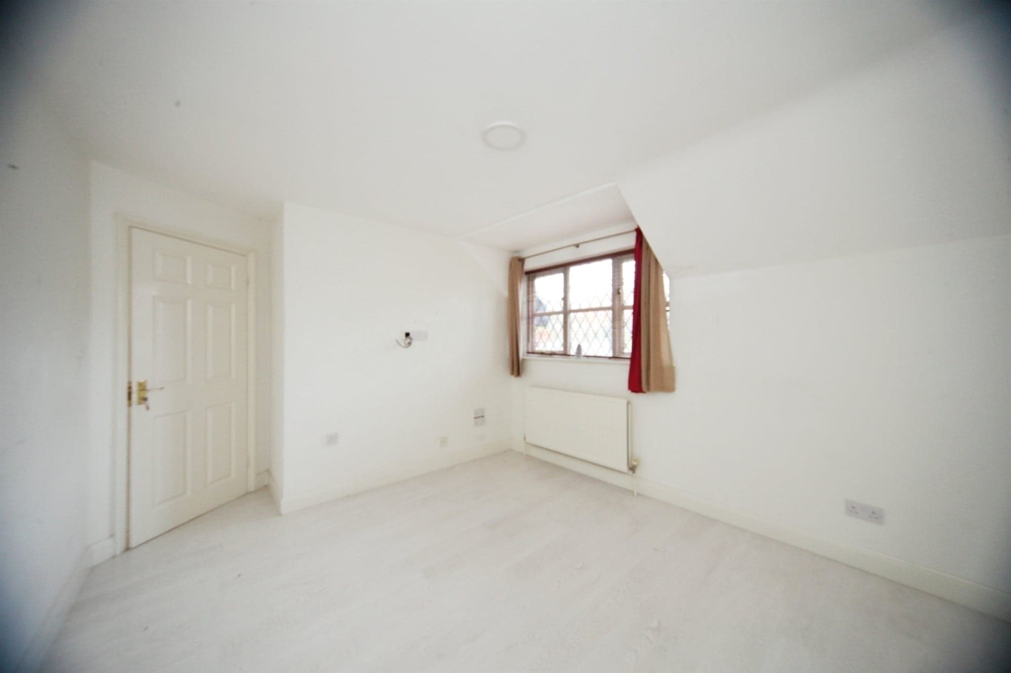 Property at Little Green Lane, Caddington, Luton