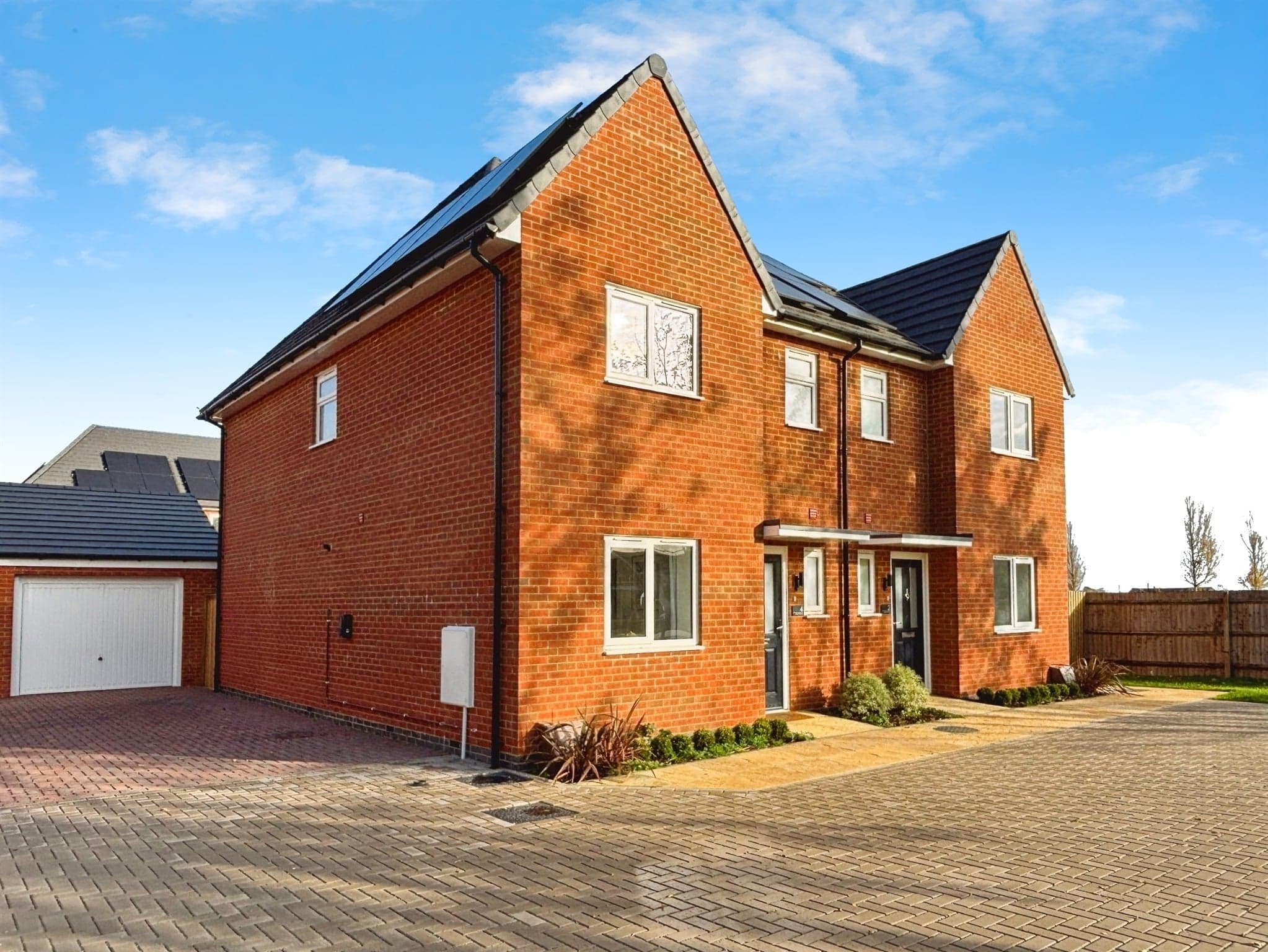 Property at Clay Pit Close, Raunds, Wellingborough