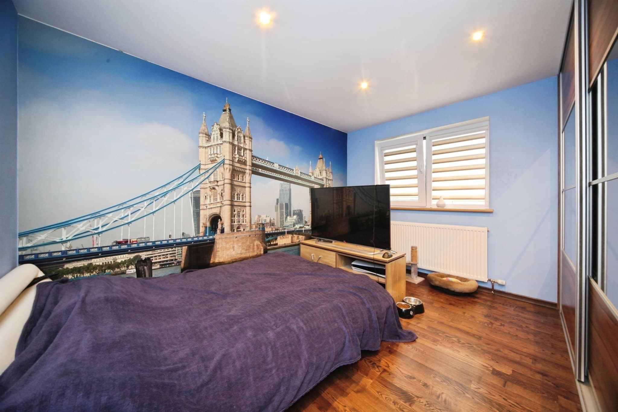 Property at Acworth Crescent, Luton