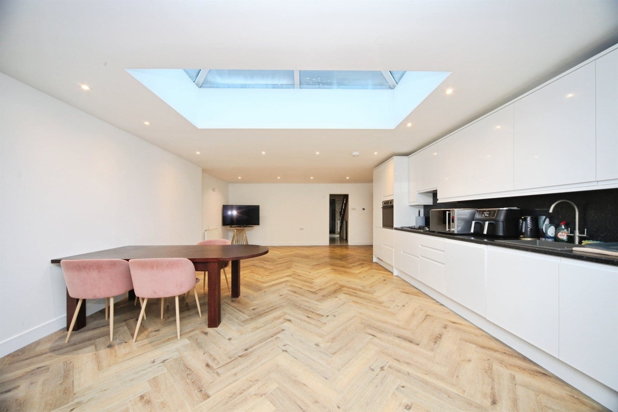 Property at Acworth Crescent, Luton