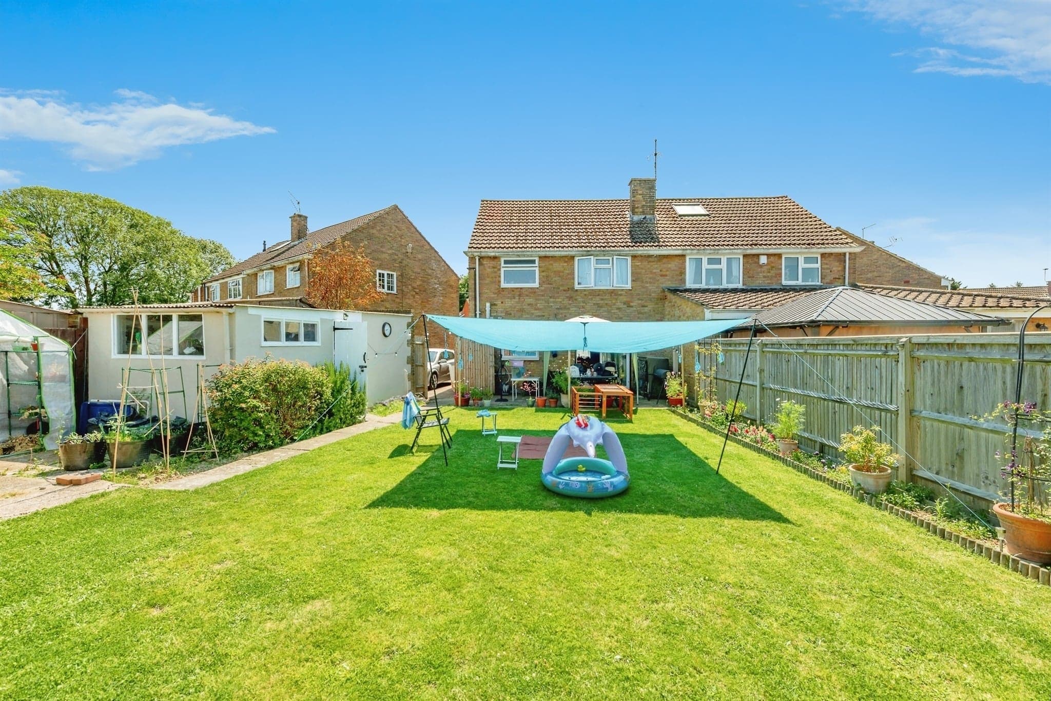 Property at Coombe Close, Crawley