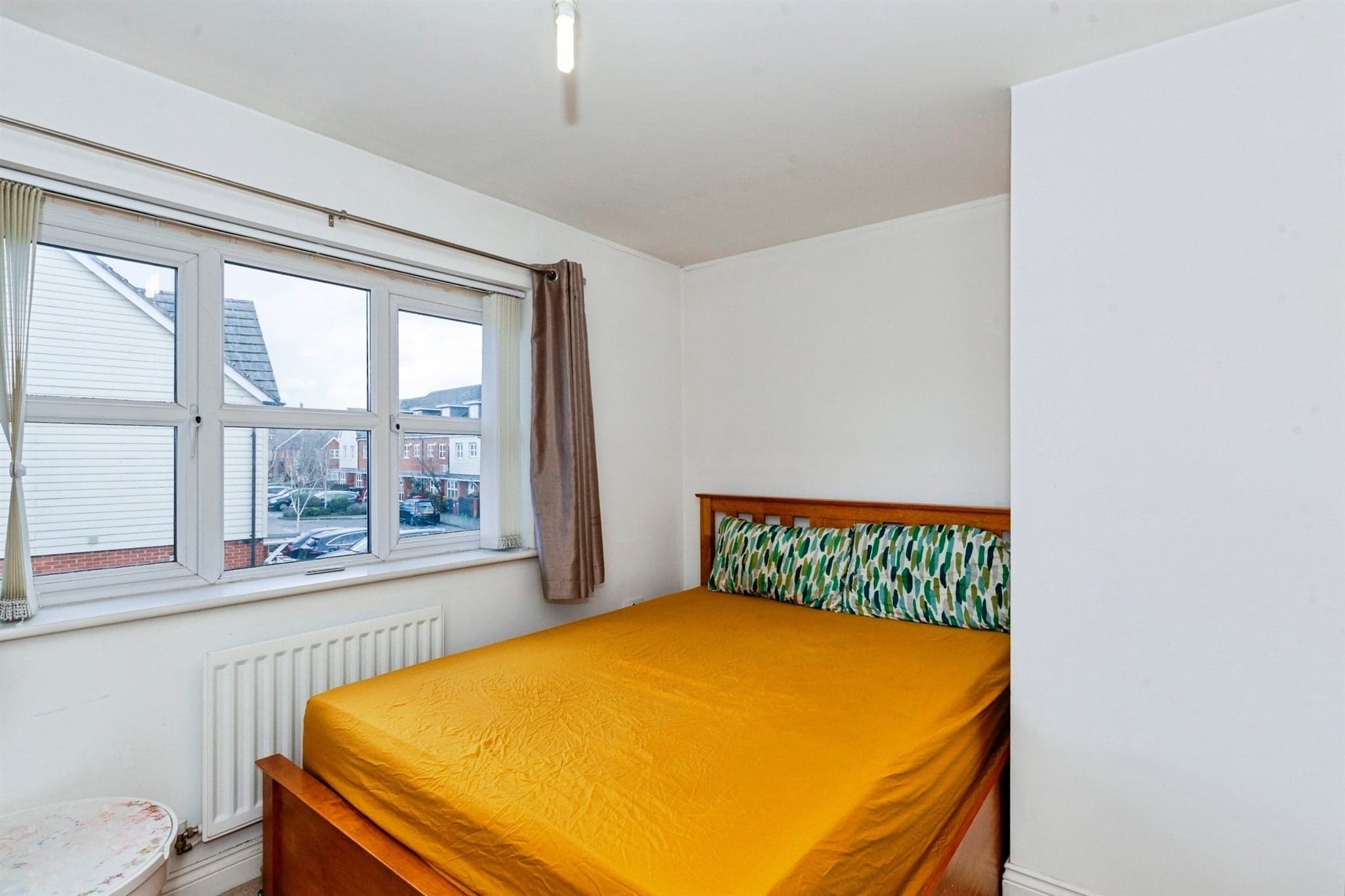 Property at Eltham Avenue, SLOUGH