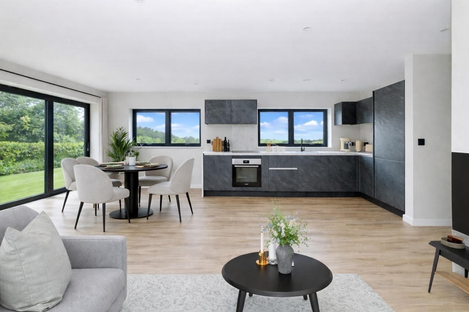 Property at Dowlands Bungalows, Smallfield, Horley