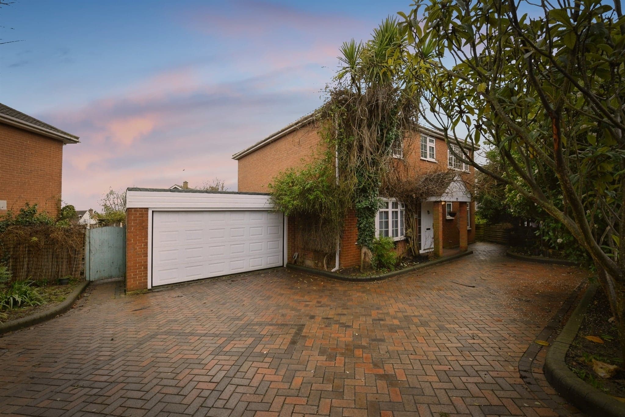 Property at High Road, Rayleigh