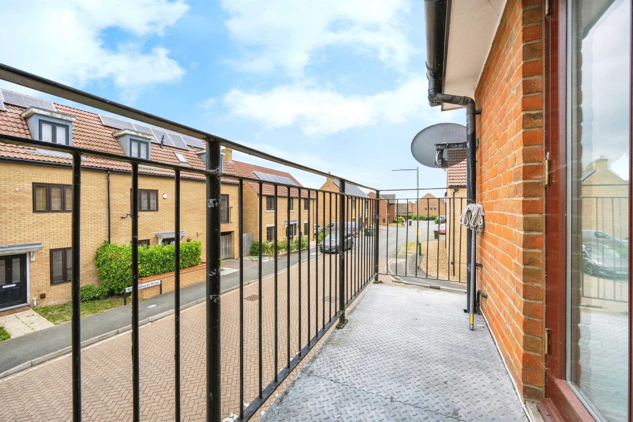 Property at Inverewe Place, Westcroft, Milton Keynes