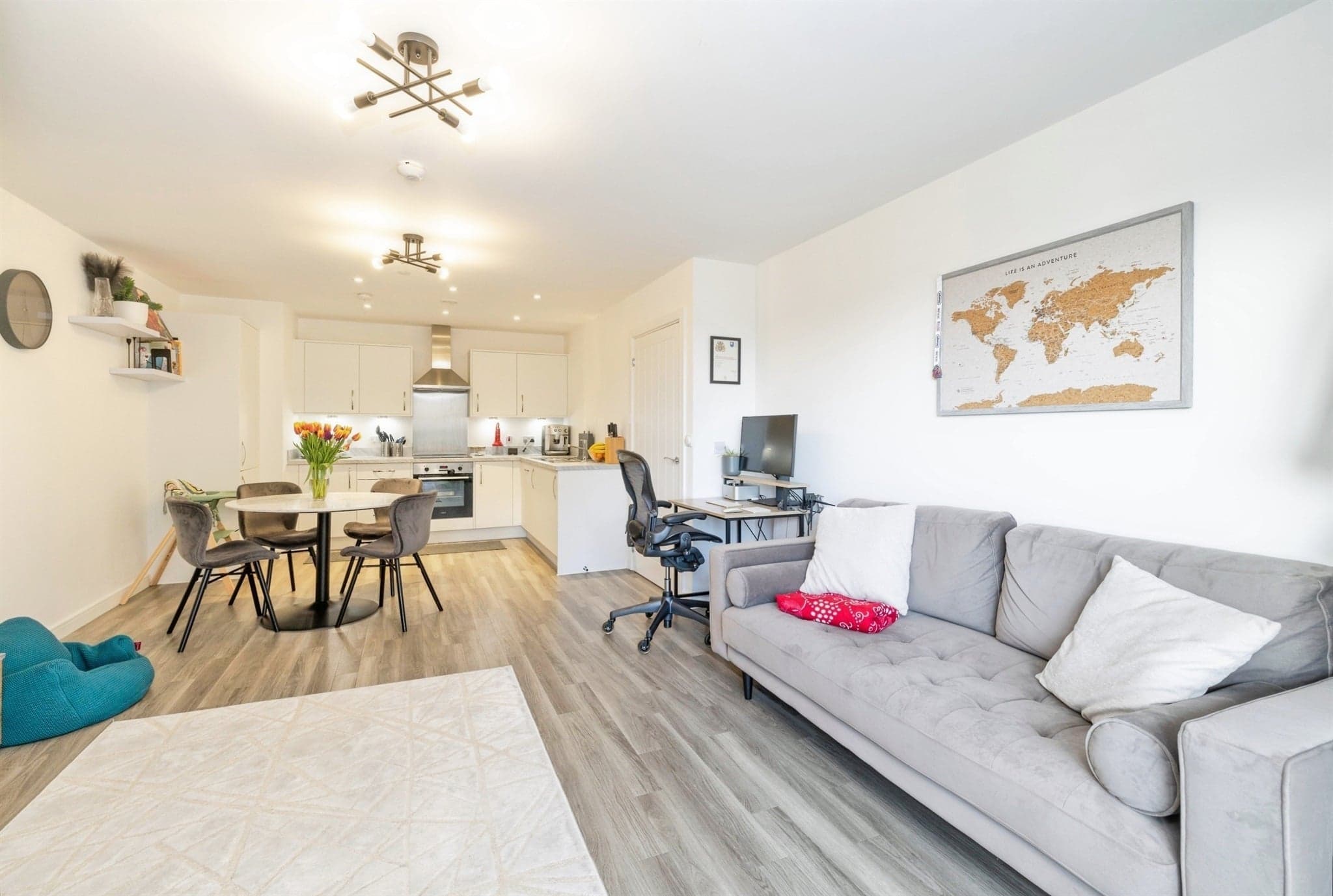 Property at Colnebank Drive, Watford