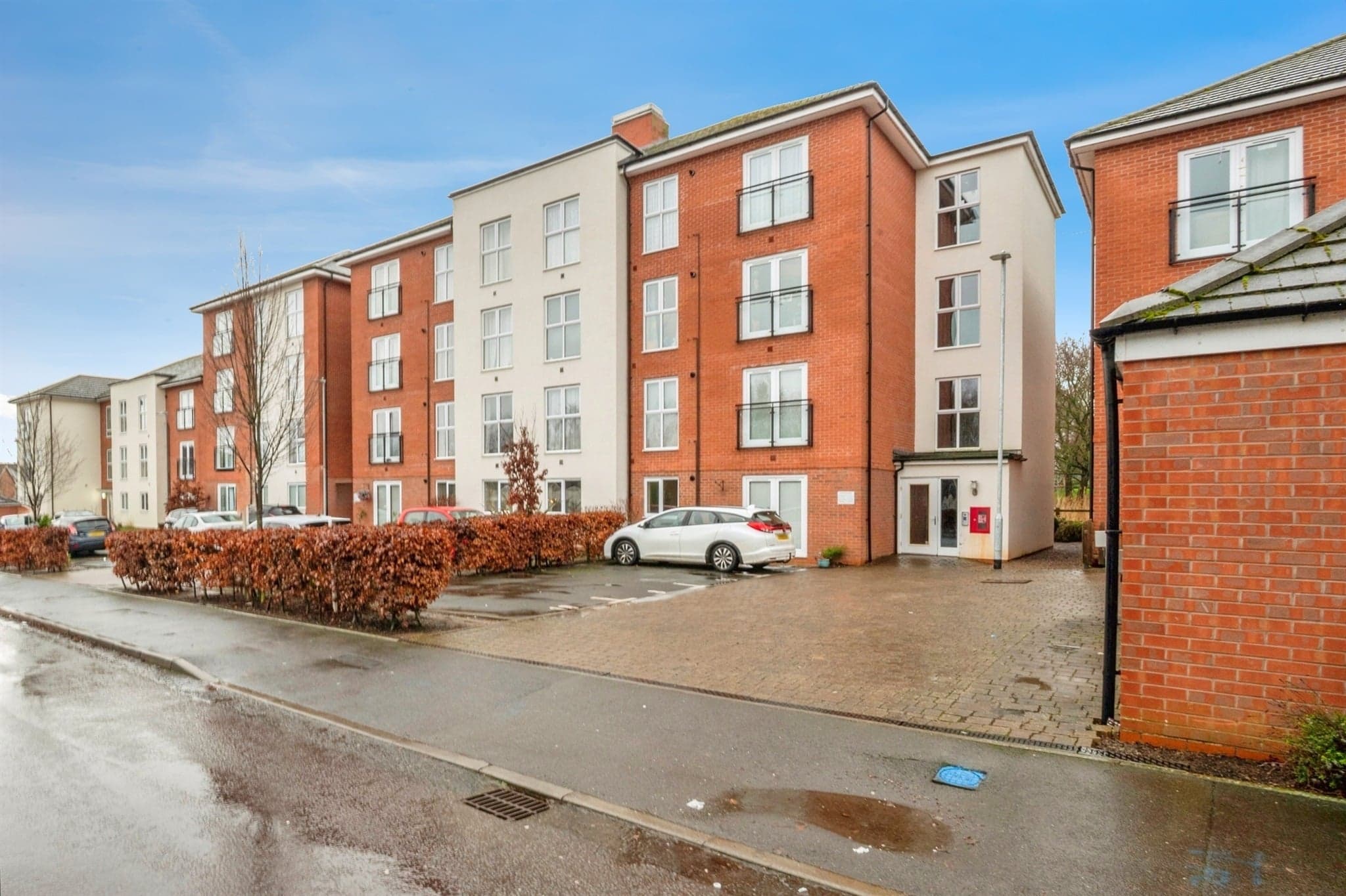 Property at Hill View Road, Malvern