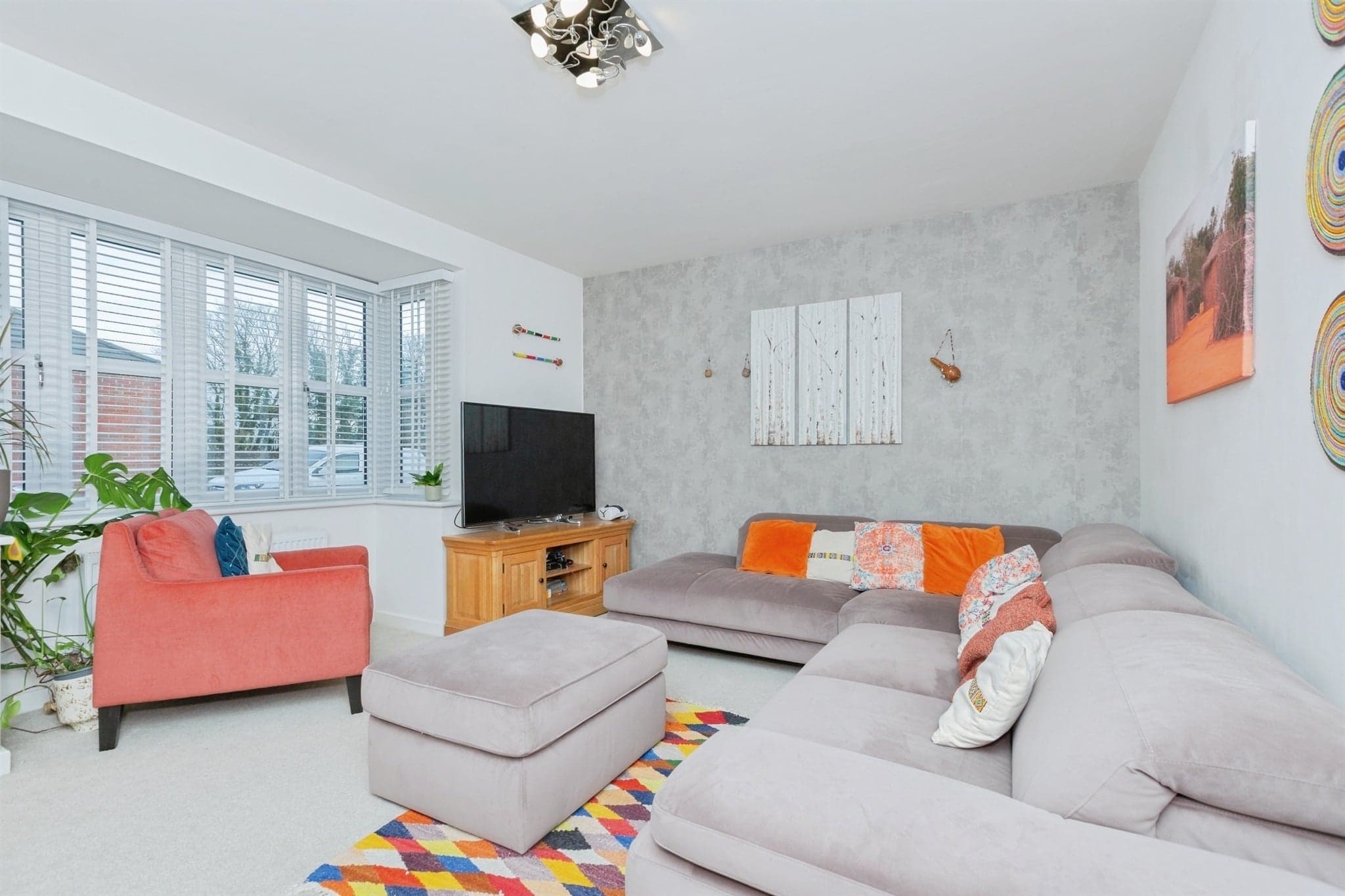 Property at Tollgate Close, Oadby, Leicester