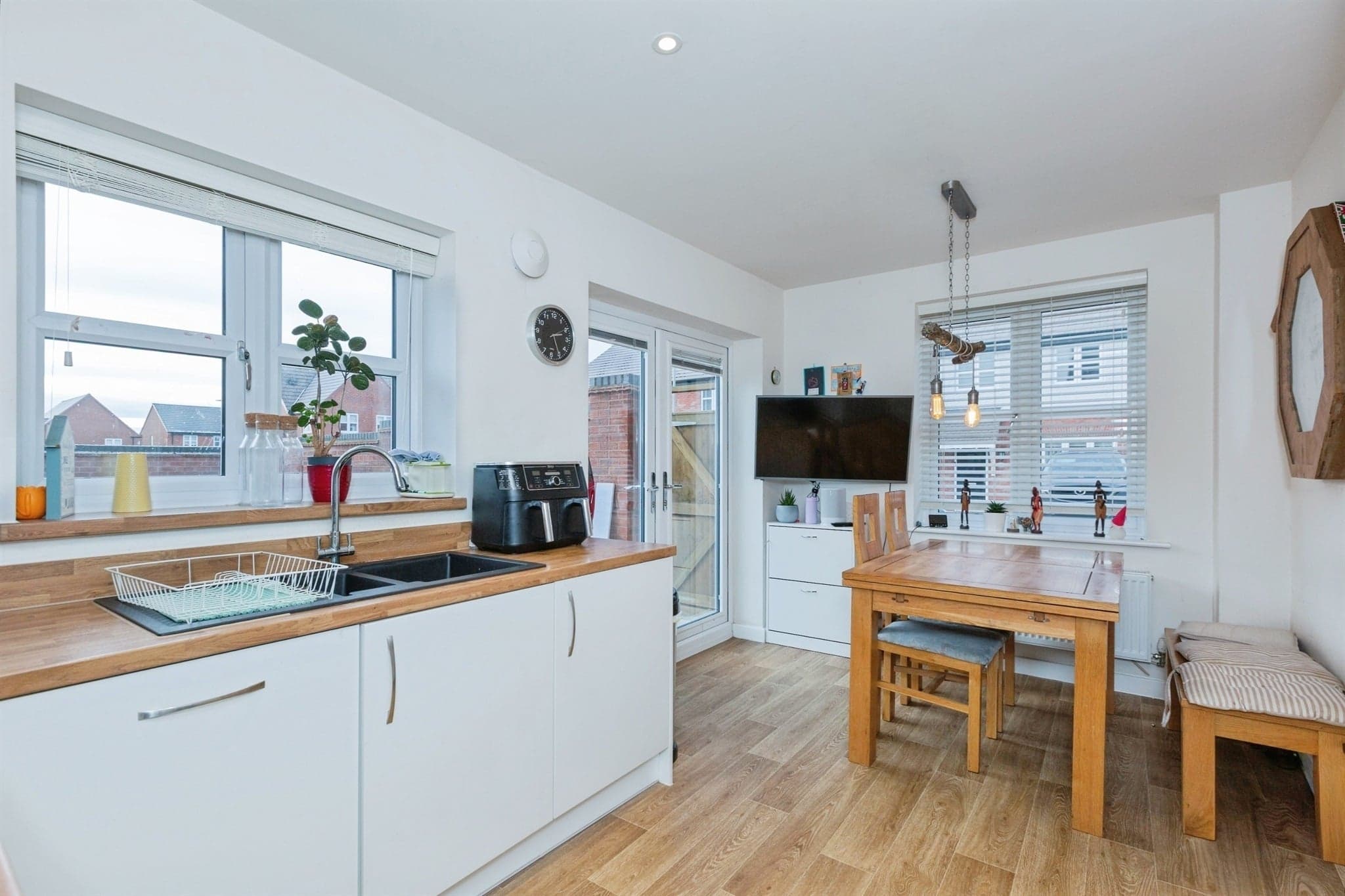 Property at Tollgate Close, Oadby, Leicester