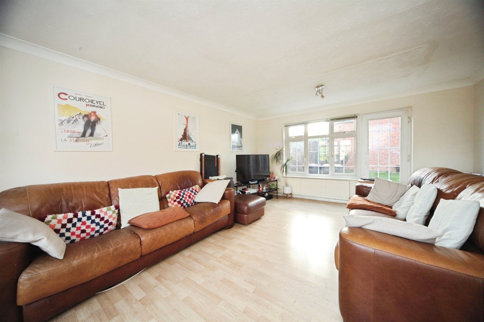 Property at Sutherland Place, Luton