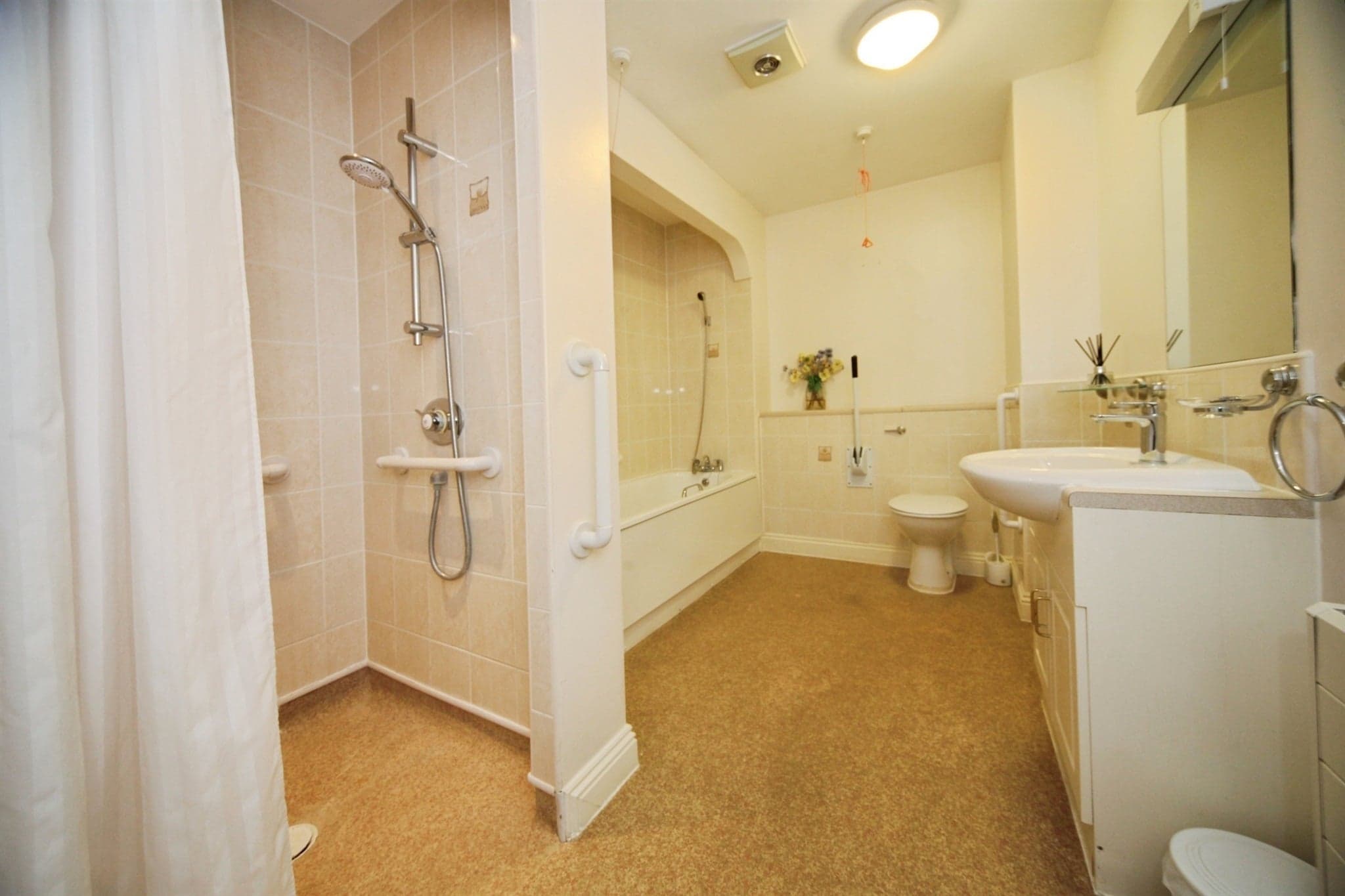 Property at Hancock Drive, Luton
