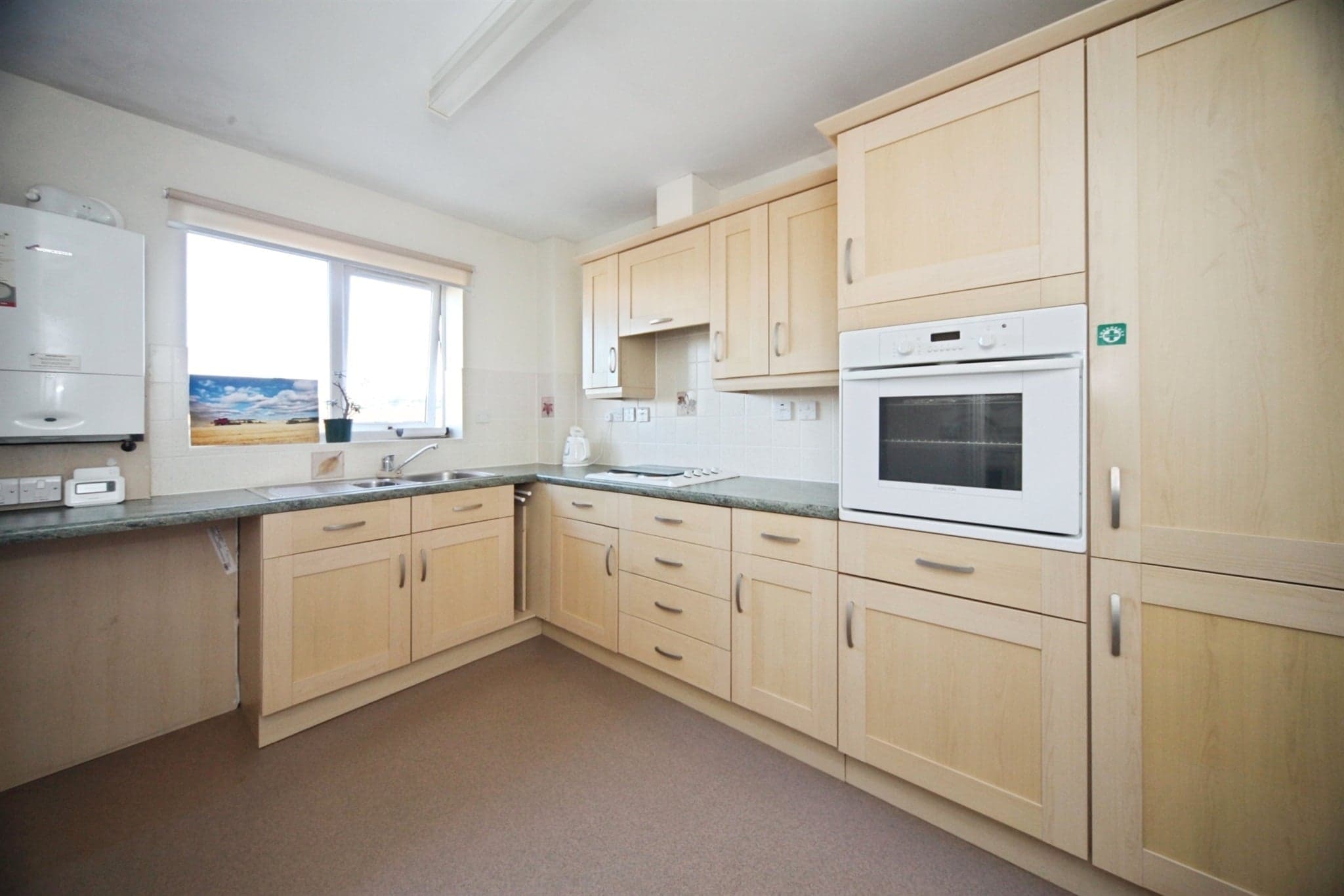 Property at Hancock Drive, Luton