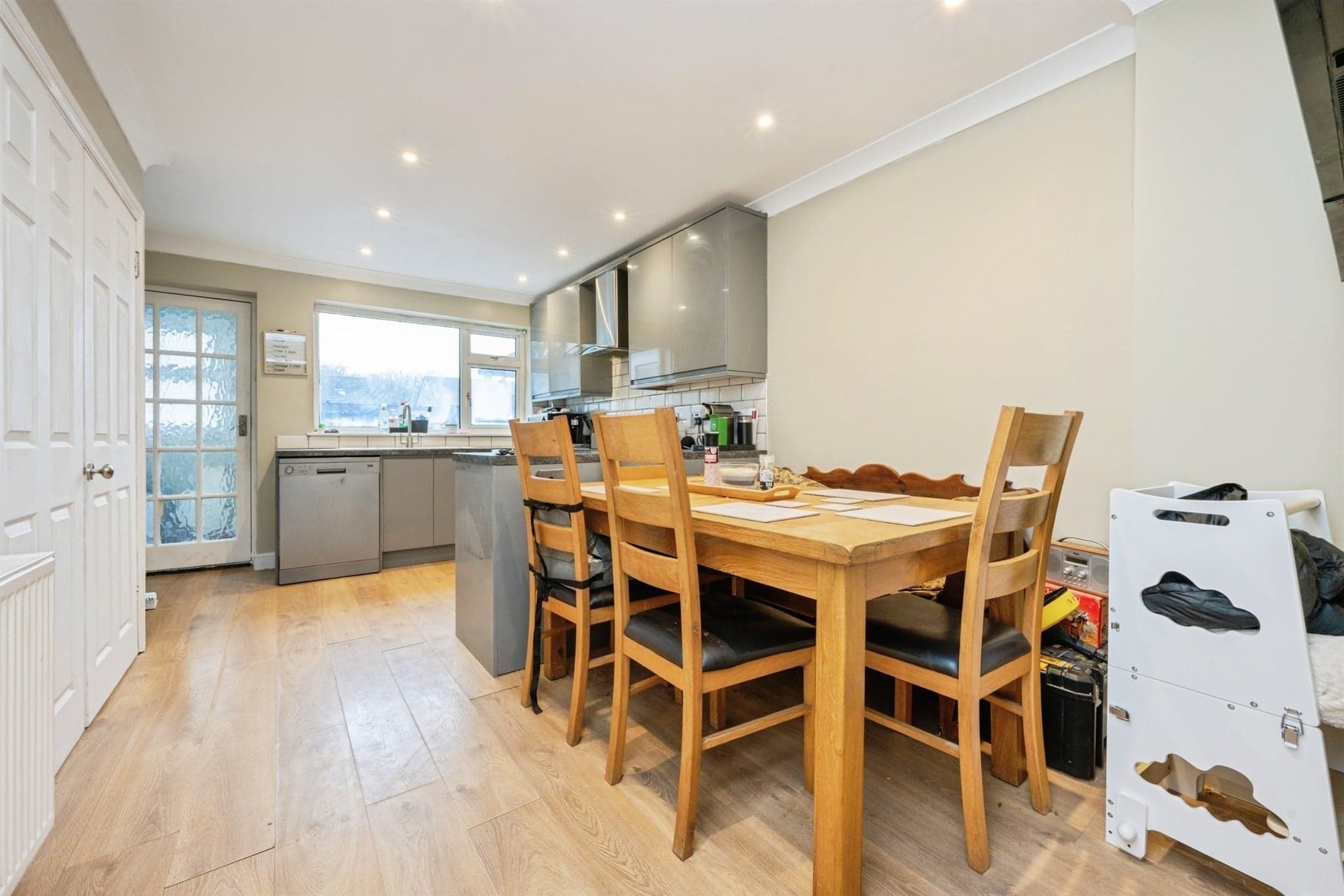 Property at Cornwallis Close, Bromham, Bedford