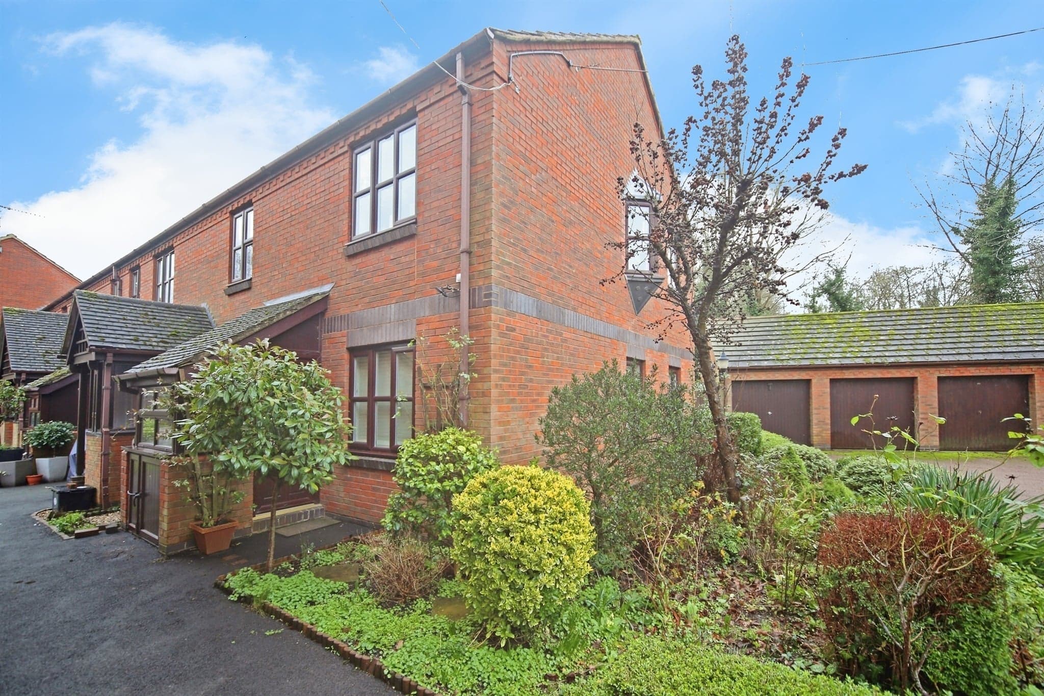 Property at Saffron Meadow, Stratford-Upon-Avon