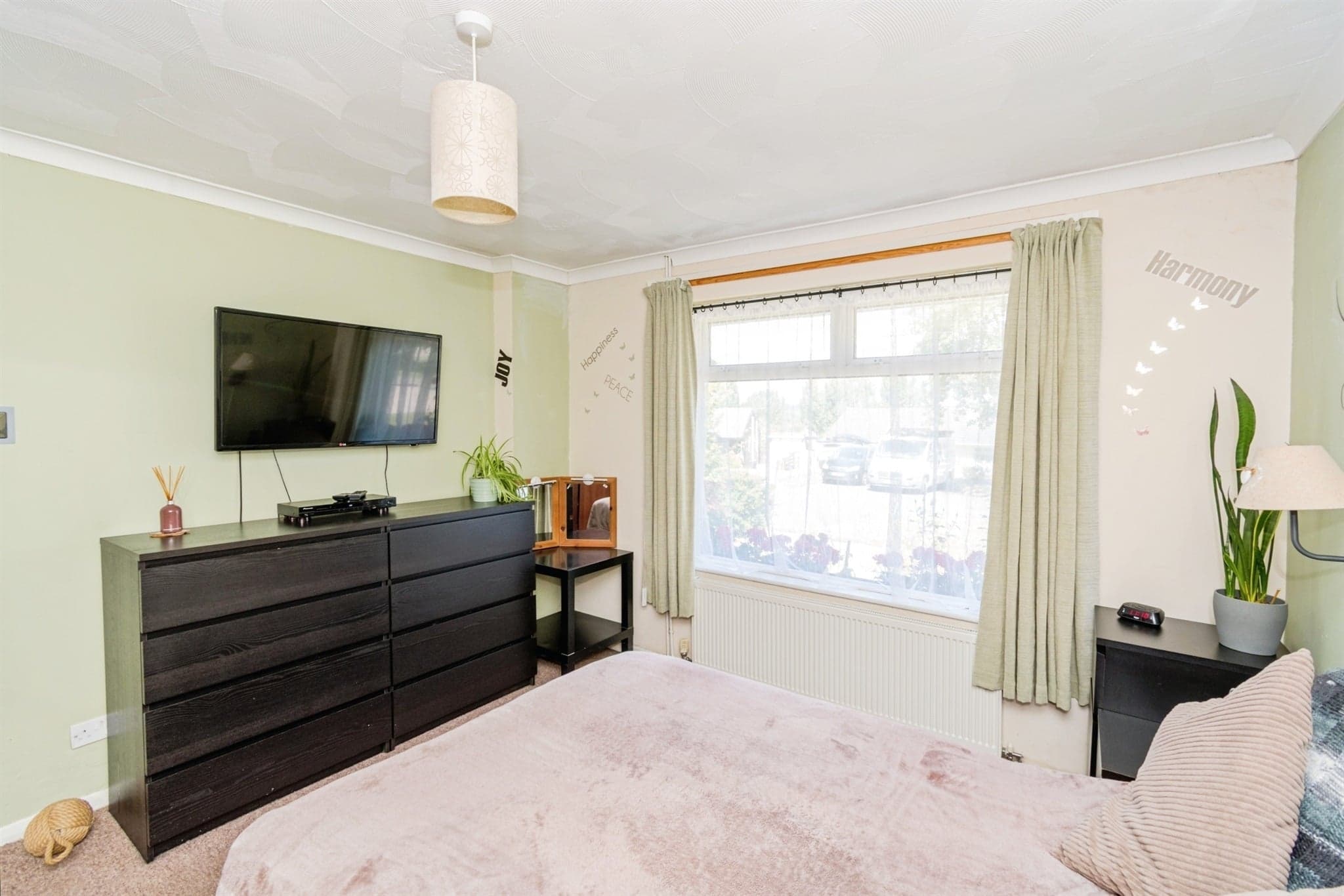Property at Walsingham Gardens, Southampton